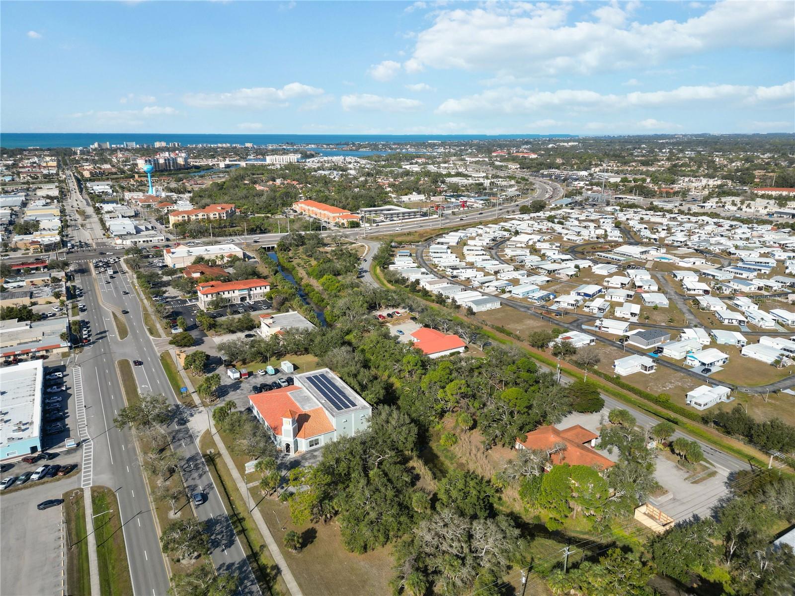 841 E VENICE AVE, VENICE, FL, 34285