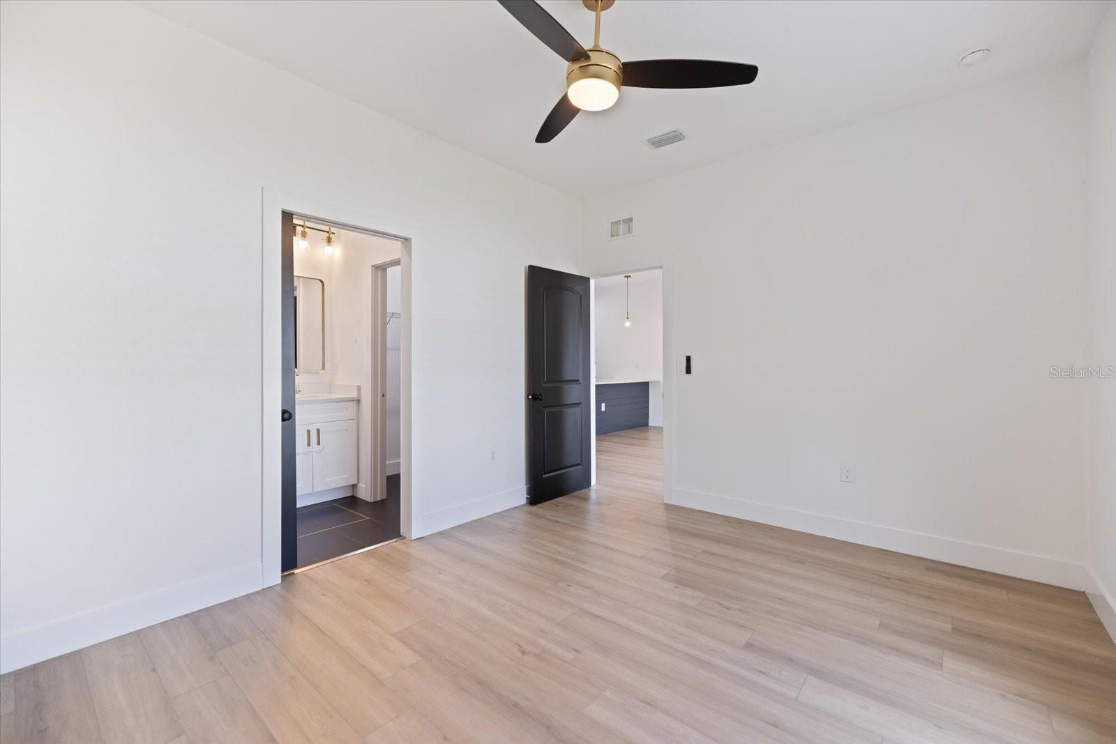 12602 BUFFING RD, PORT CHARLOTTE, FL, 33981