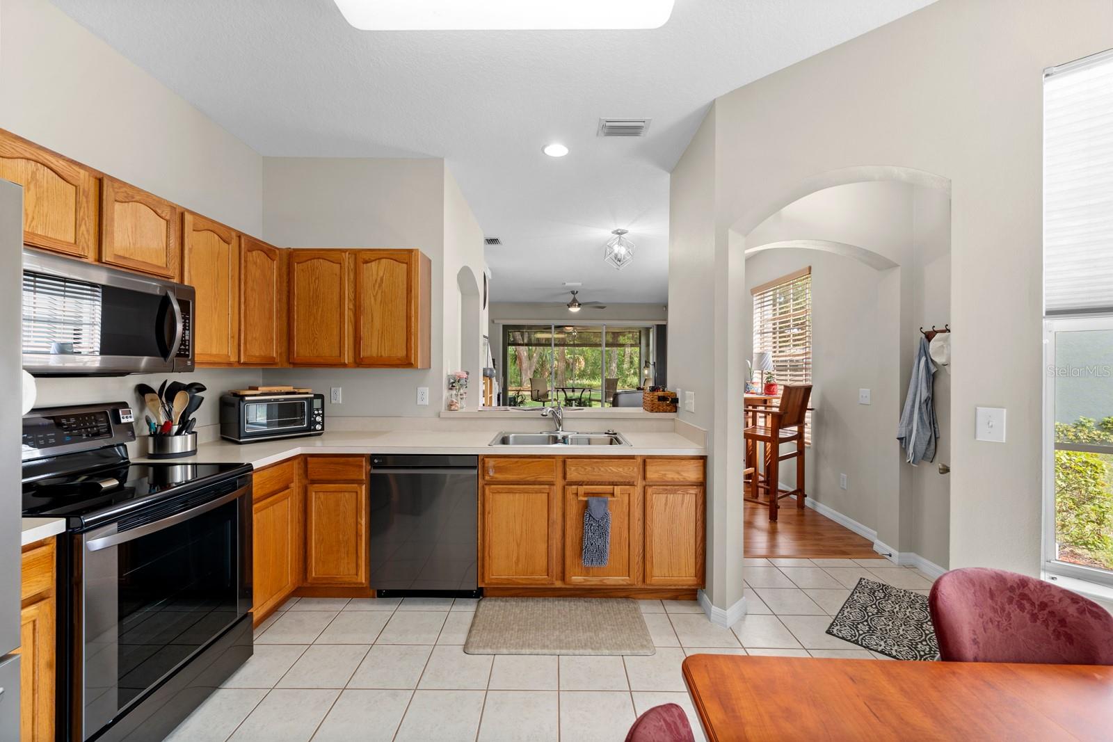 2423 EARLSWOOD CT, BRANDON, FL, 33510