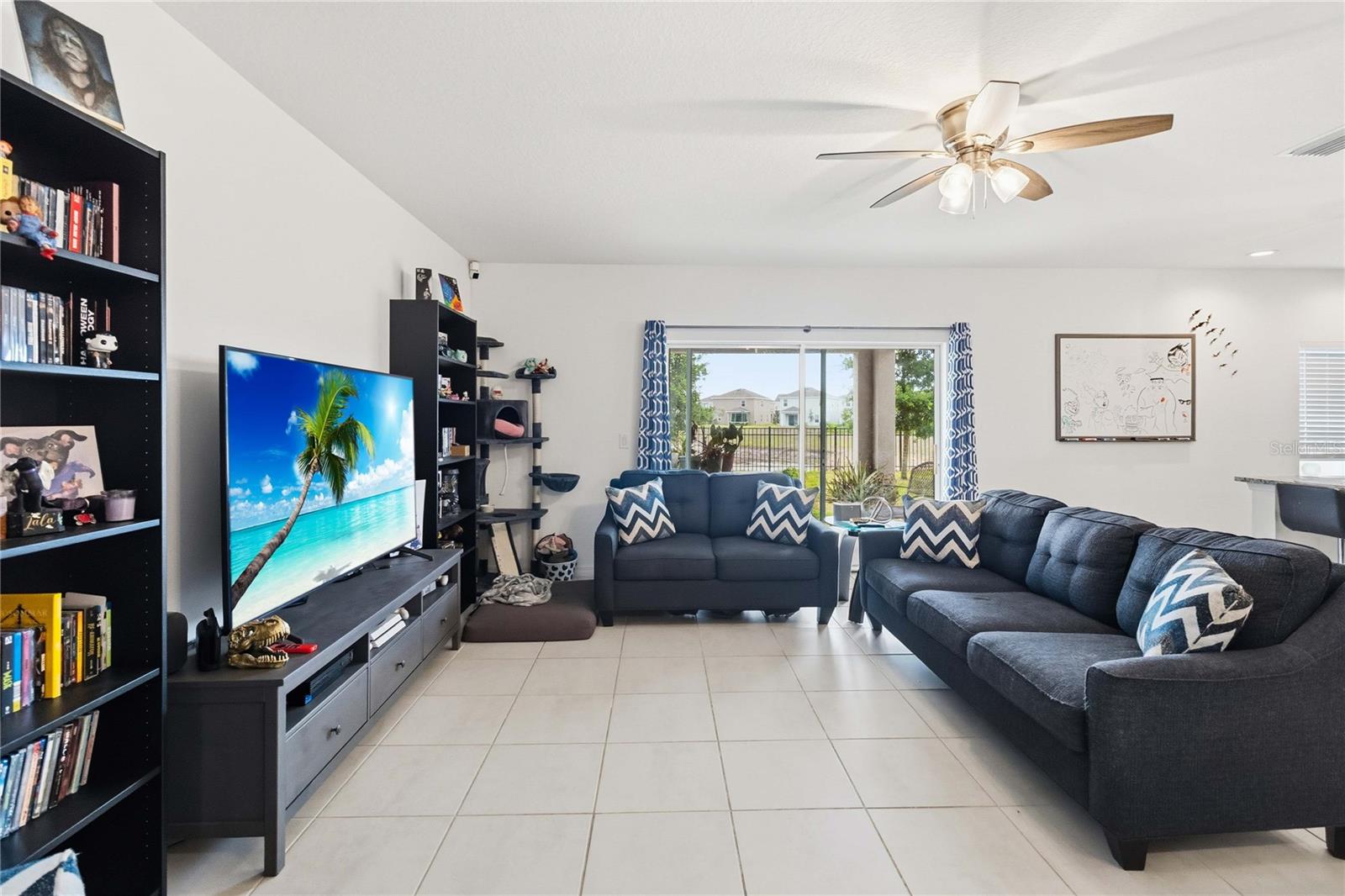 1275 ISLAND SLOUGH LN, DAVENPORT, FL, 33837