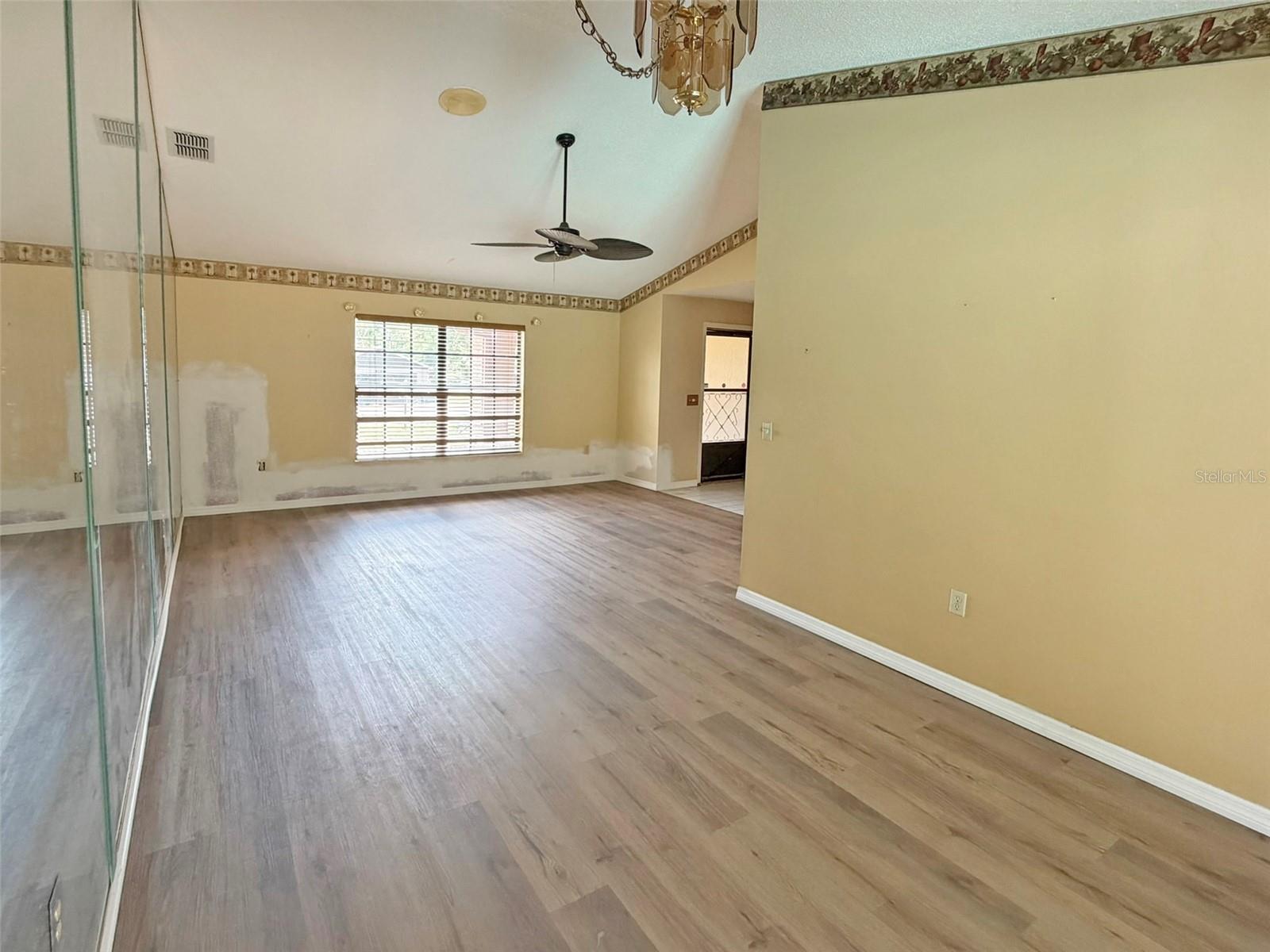 8185 PHILATELIC DR, SPRING HILL, FL, 34606