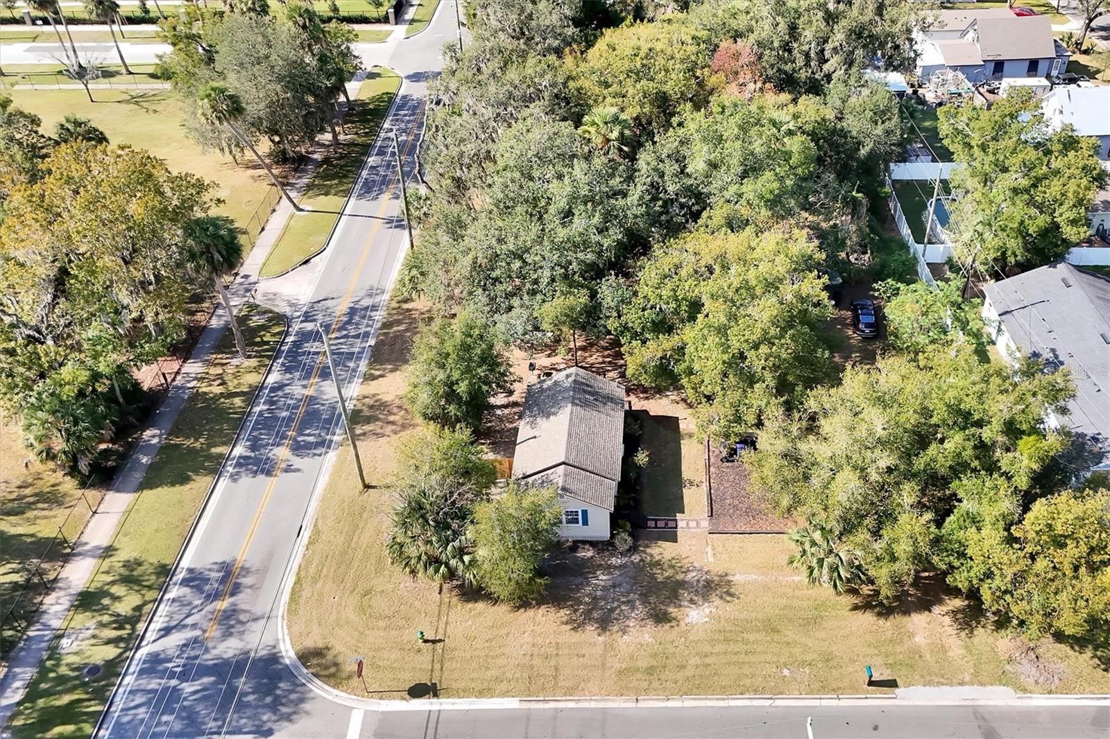 220 AVOCADO AVE, SANFORD, FL, 32771