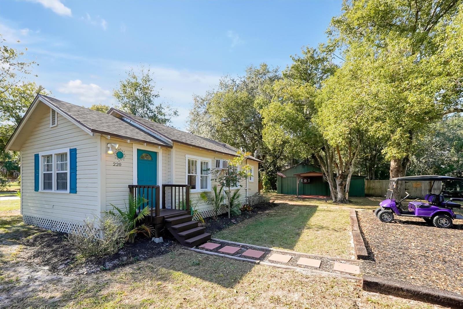 220 AVOCADO AVE, SANFORD, FL, 32771