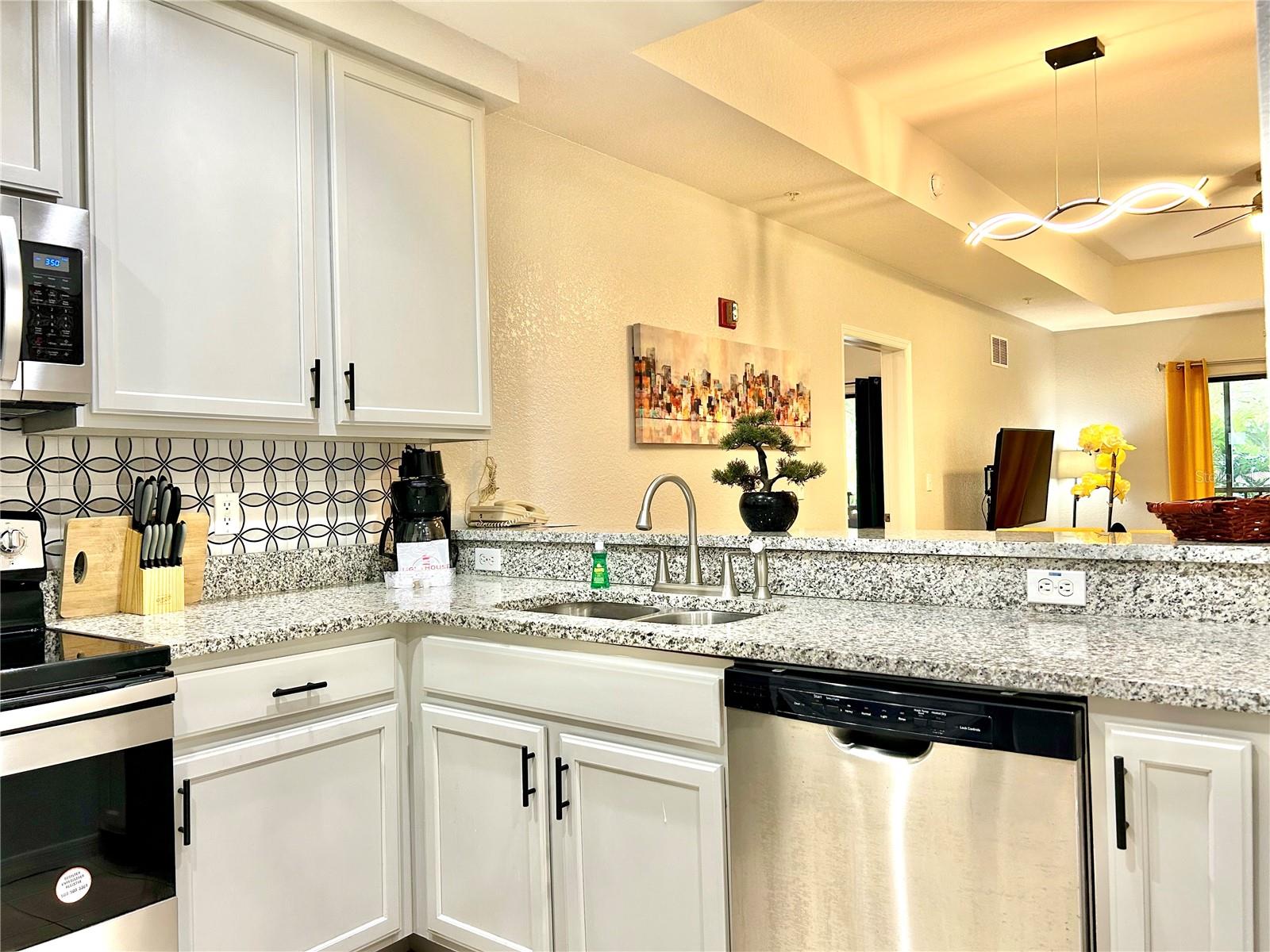 9055 TREASURE TROVE LN #105, KISSIMMEE, FL, 34747