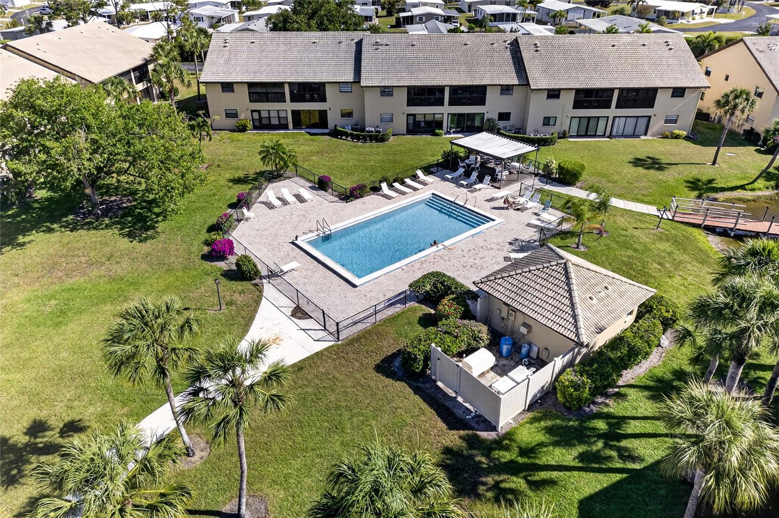 360 THREE LAKES LN #J, VENICE, FL, 34285