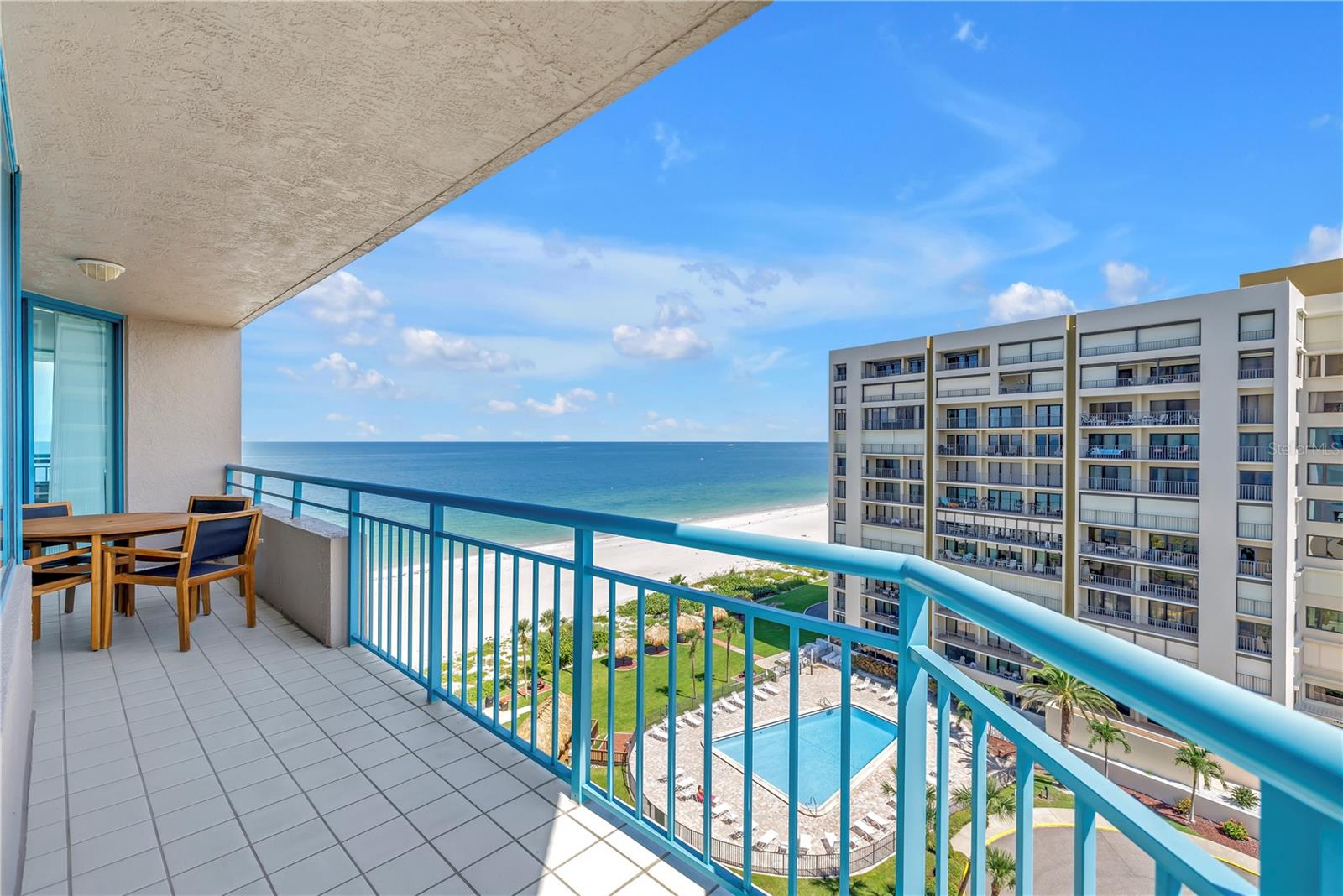 1520R GULF BLVD #906, CLEARWATER BEACH, FL, 33767
