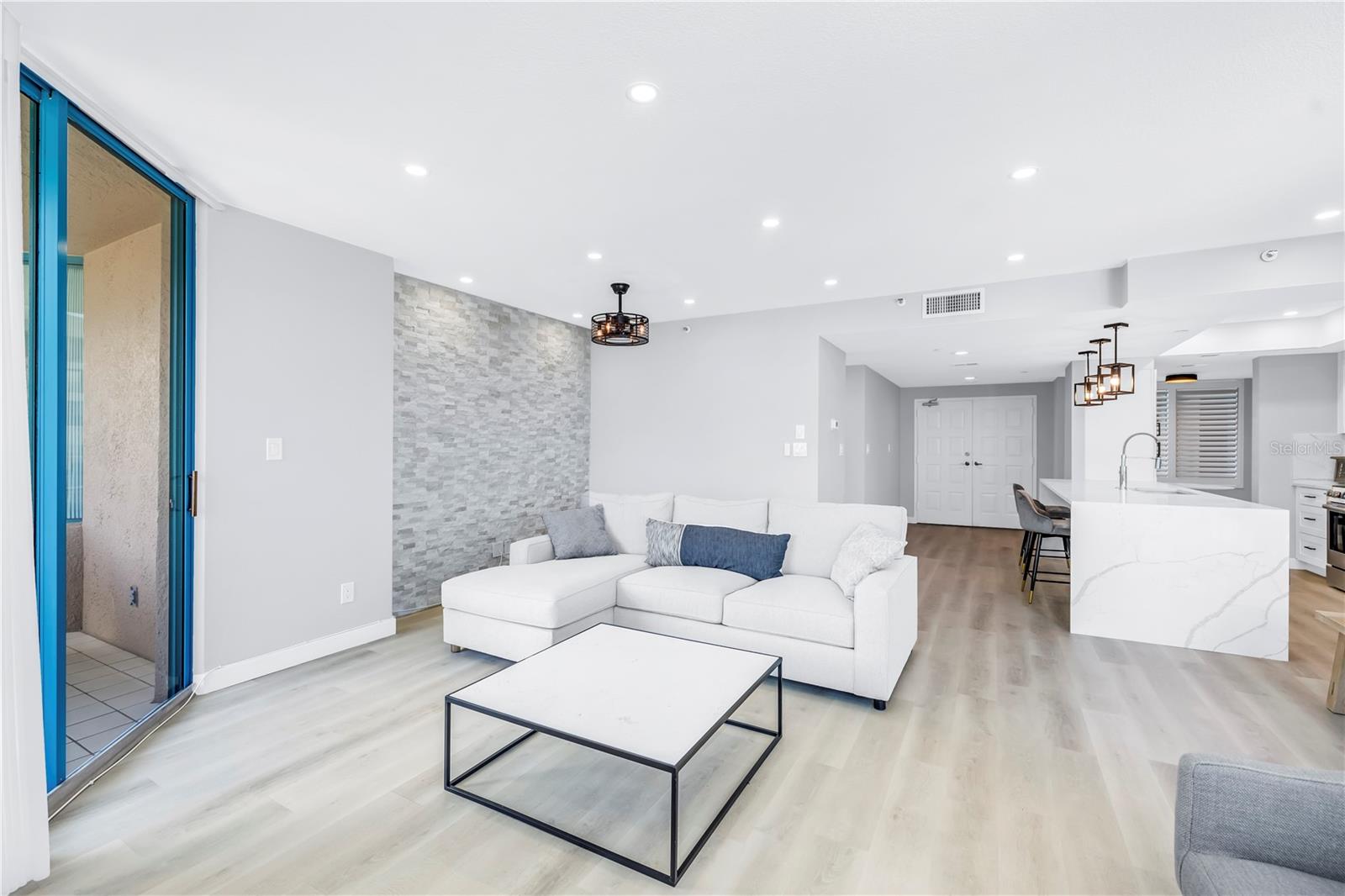 1520R GULF BLVD #906, CLEARWATER BEACH, FL, 33767