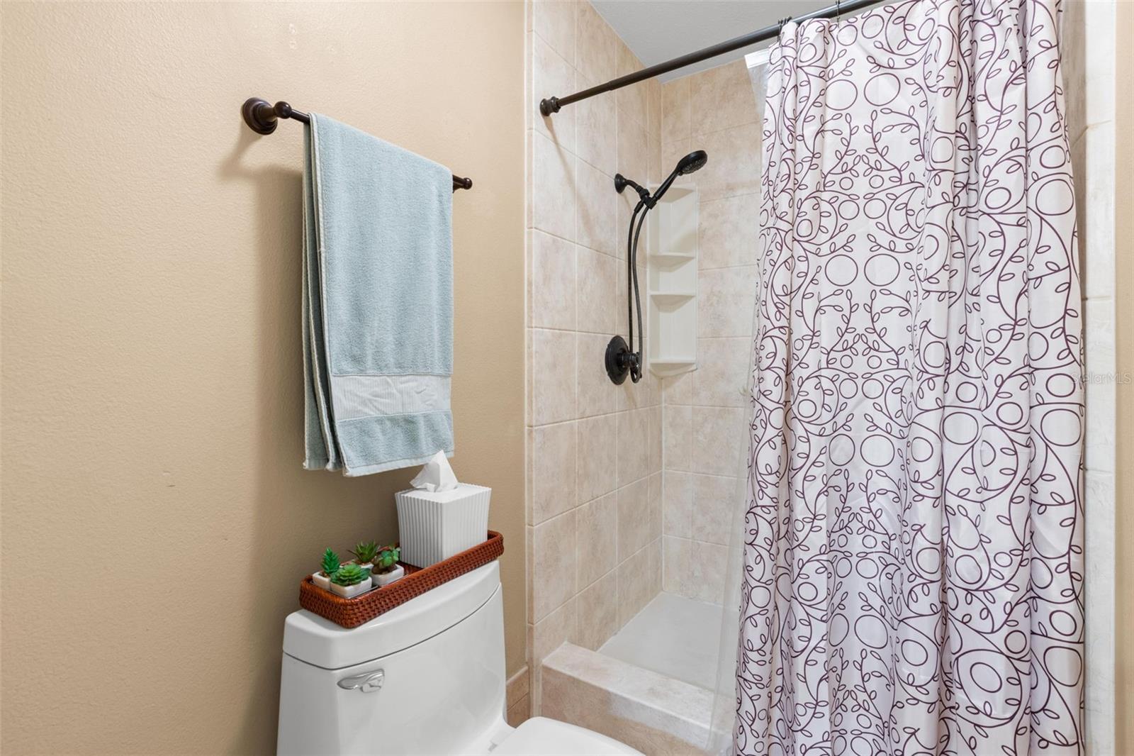 2218 TANGLEWOOD WAY, BRANDON, FL, 33511
