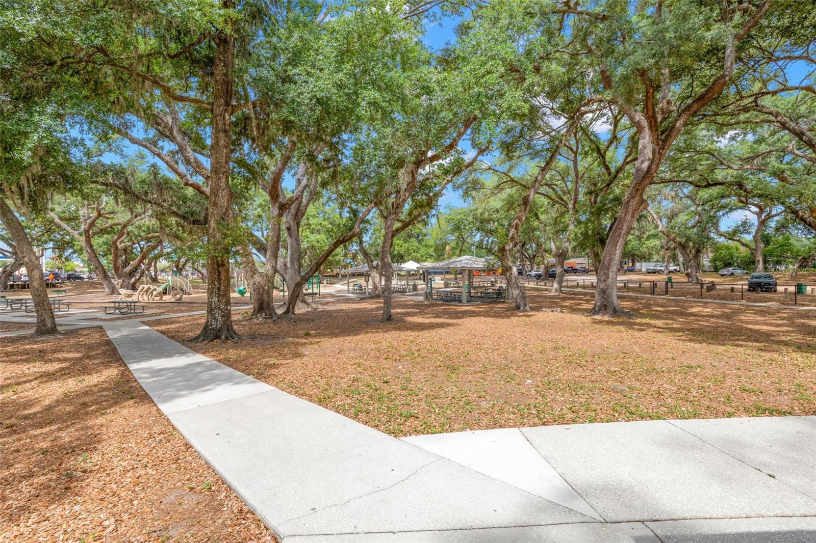 2218 TANGLEWOOD WAY, BRANDON, FL, 33511