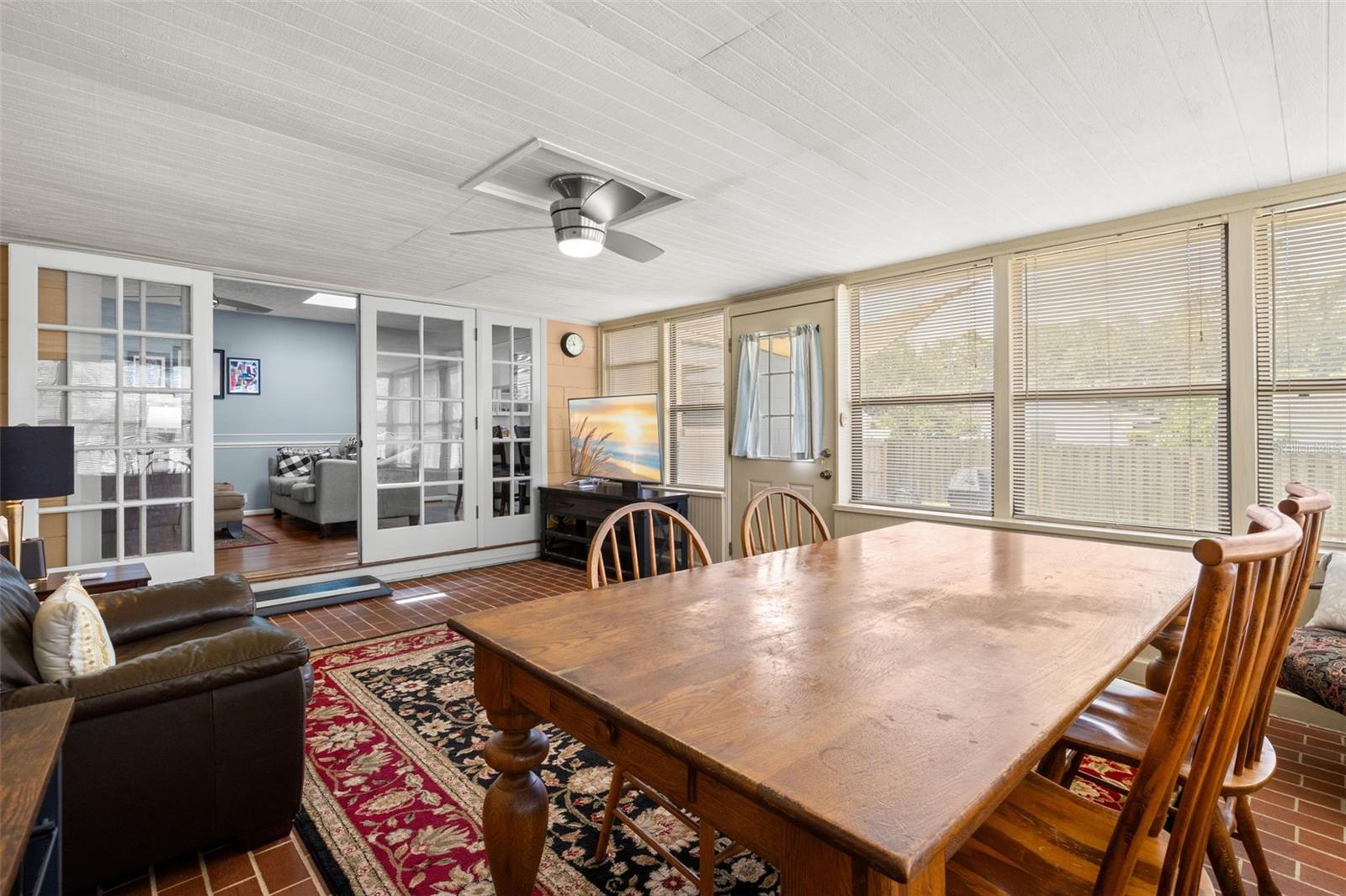2218 TANGLEWOOD WAY, BRANDON, FL, 33511