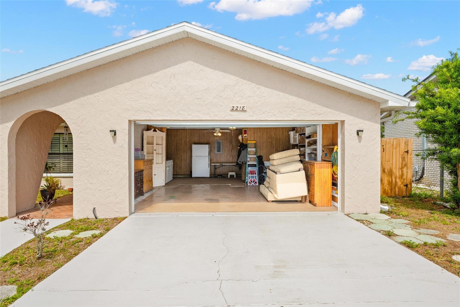2218 TANGLEWOOD WAY, BRANDON, FL, 33511
