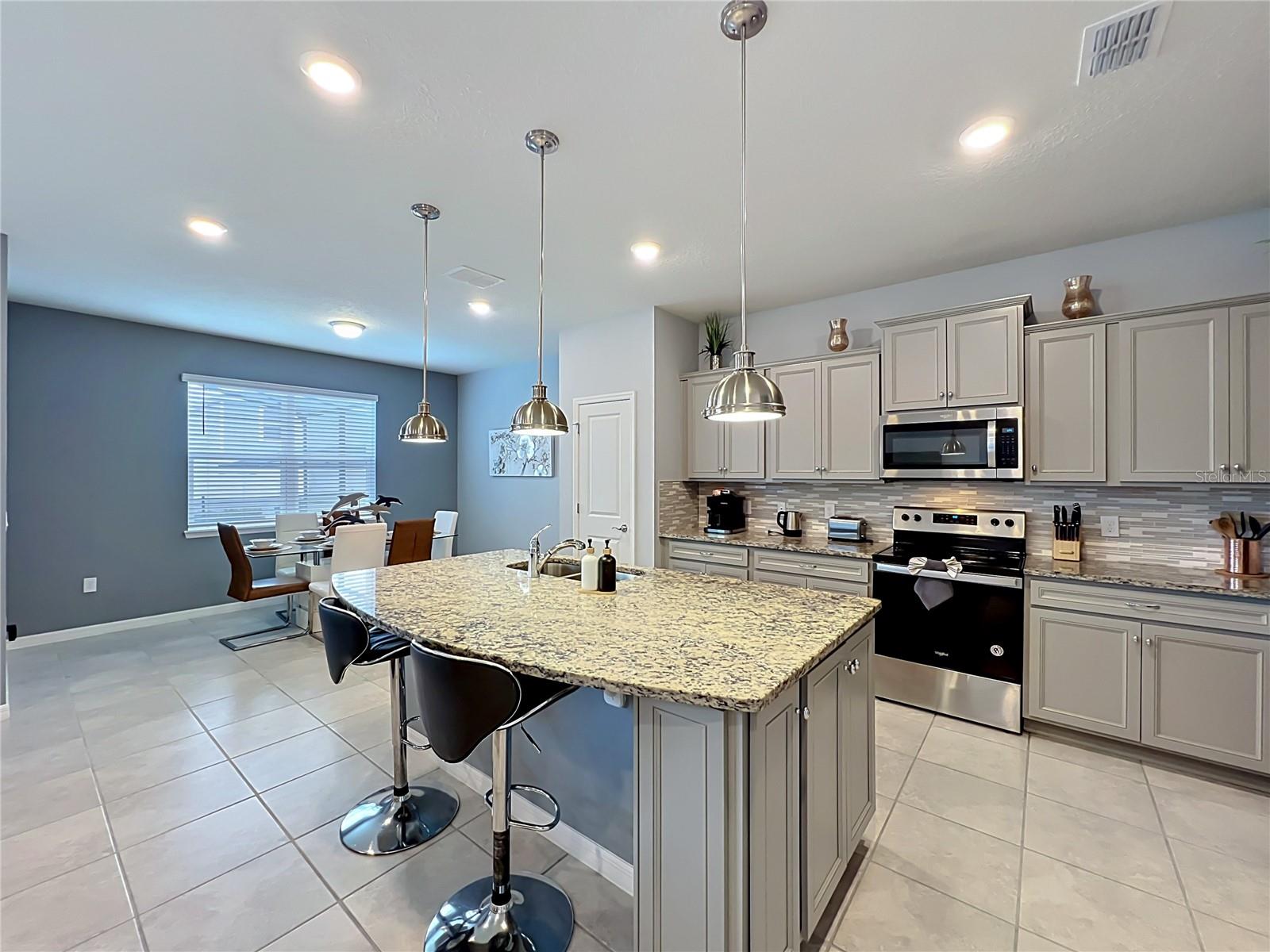 1181 ALOHA BLVD, DAVENPORT, FL, 33897
