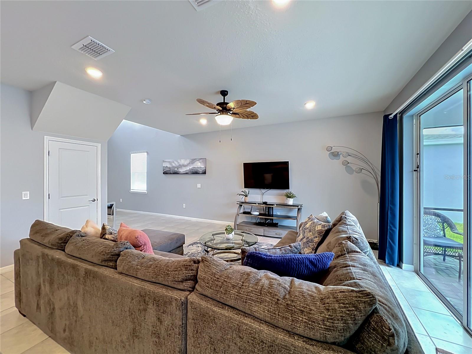 1181 ALOHA BLVD, DAVENPORT, FL, 33897