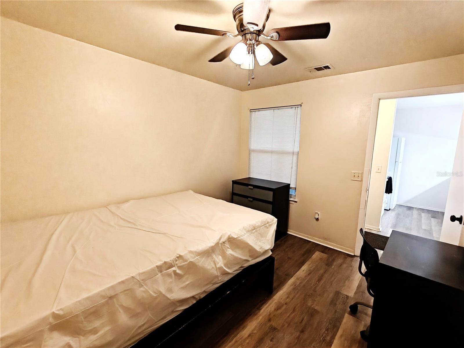 4000 SW 23RD ST #5-207 Room A, GAINESVILLE, FL, 32608