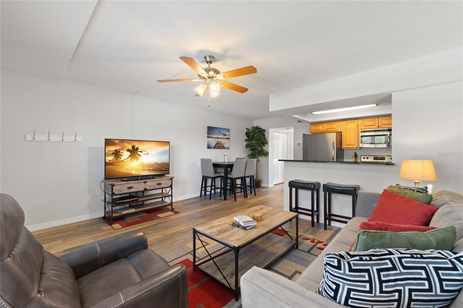 9755 HARRELL AVE #102, TREASURE ISLAND, FL, 33706