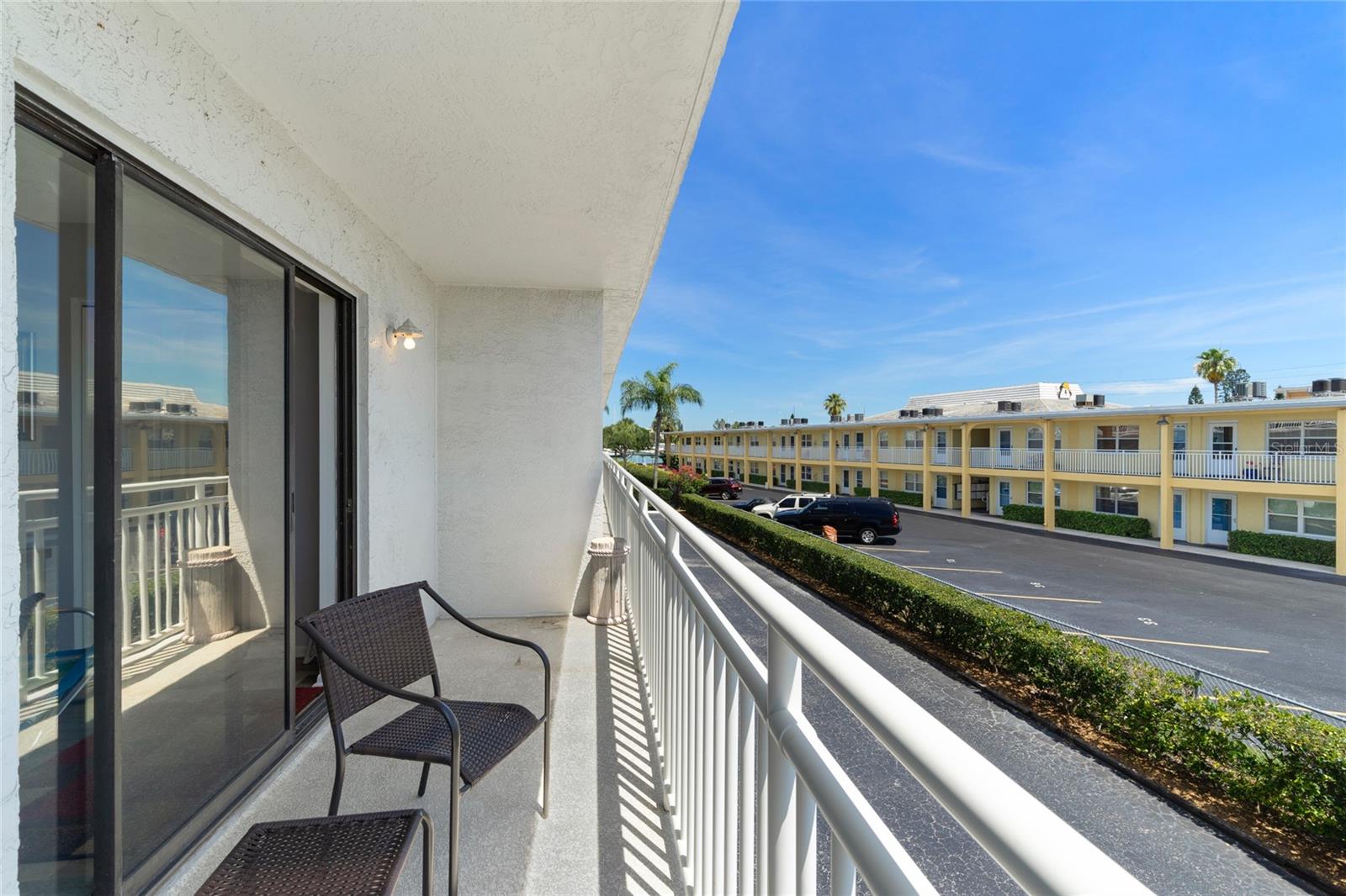 9755 HARRELL AVE #102, TREASURE ISLAND, FL, 33706