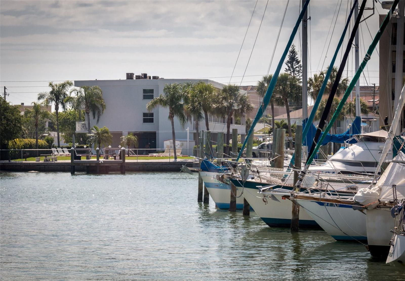 9755 HARRELL AVE #102, TREASURE ISLAND, FL, 33706