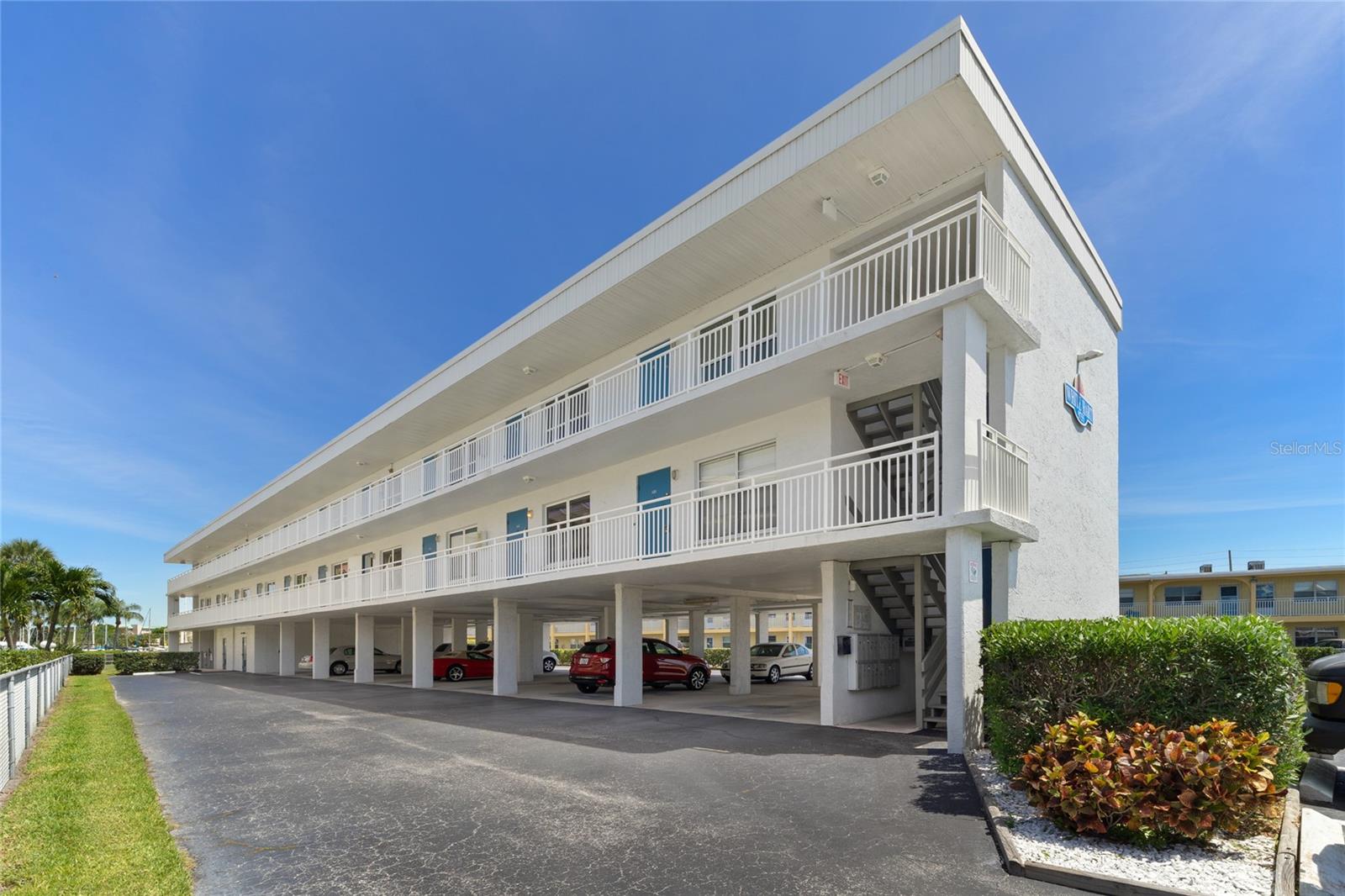 9755 HARRELL AVE #102, TREASURE ISLAND, FL, 33706