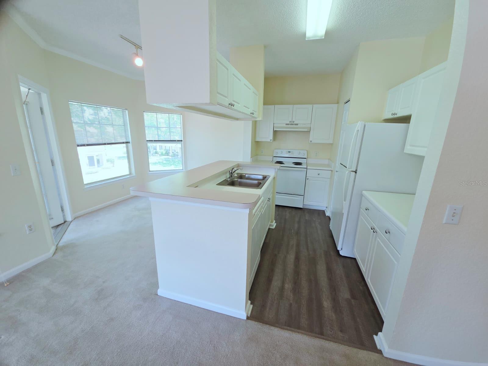 2422 WHITE MAGNOLIA WAY, SANFORD, FL, 32771