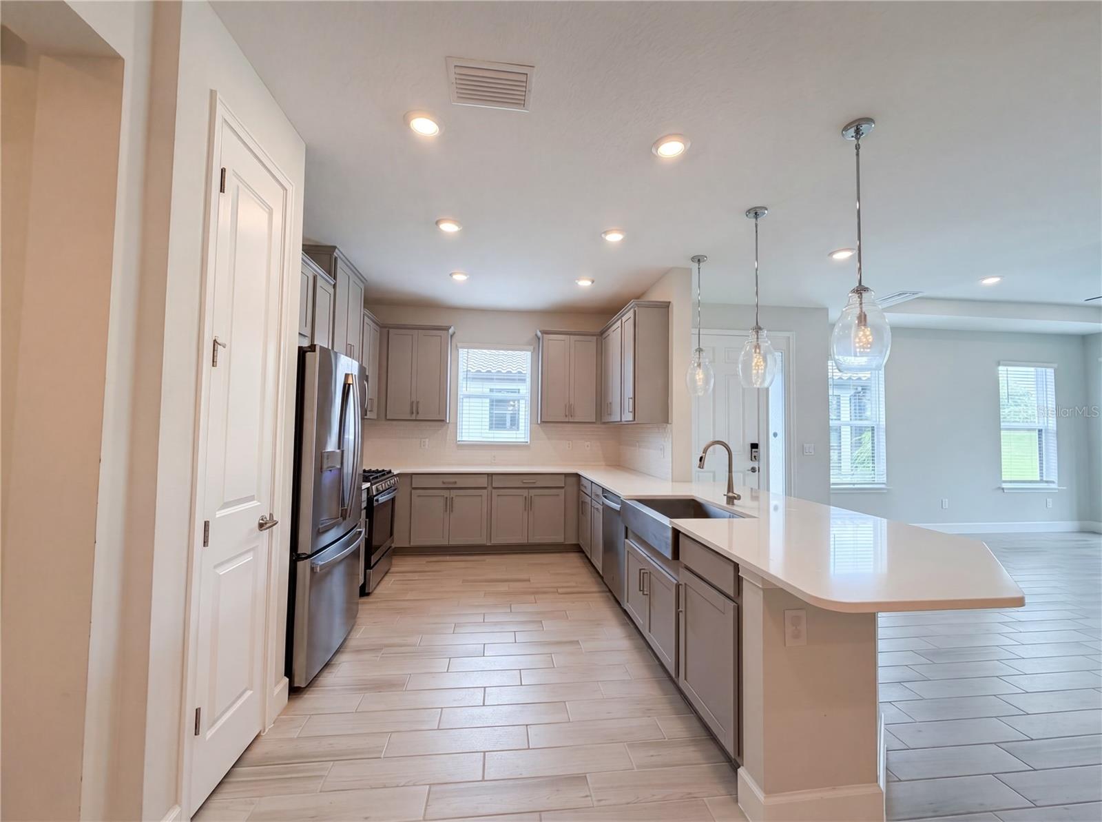 10064 MORNING MIST LN, SARASOTA, FL, 34241