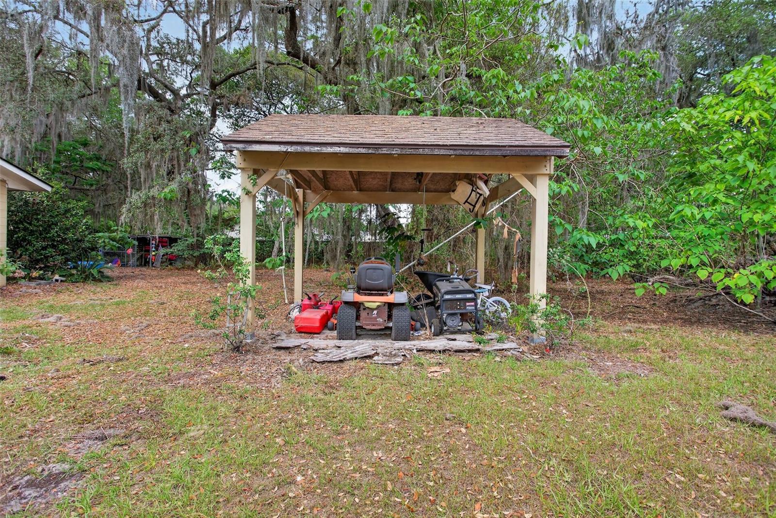 6685 WOODLAND DR, KEYSTONE HEIGHTS, FL, 32656