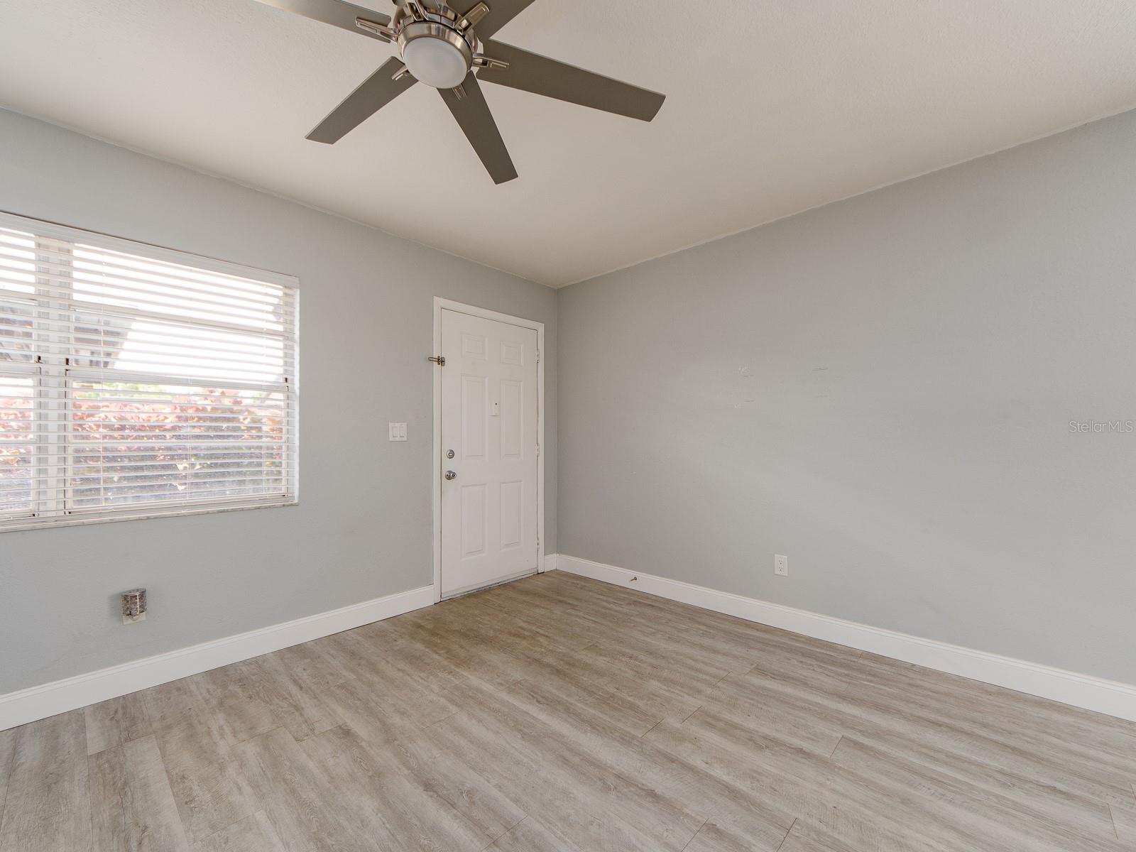 2476 ENTERPRISE RD #1, CLEARWATER, FL, 33763