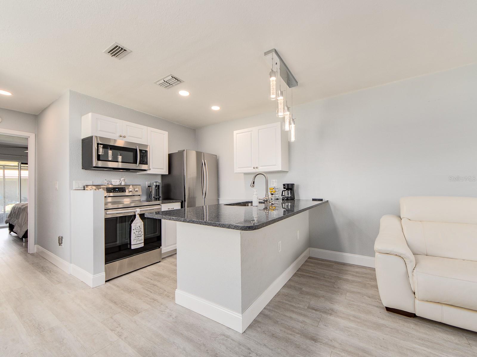 2476 ENTERPRISE RD #1, CLEARWATER, FL, 33763