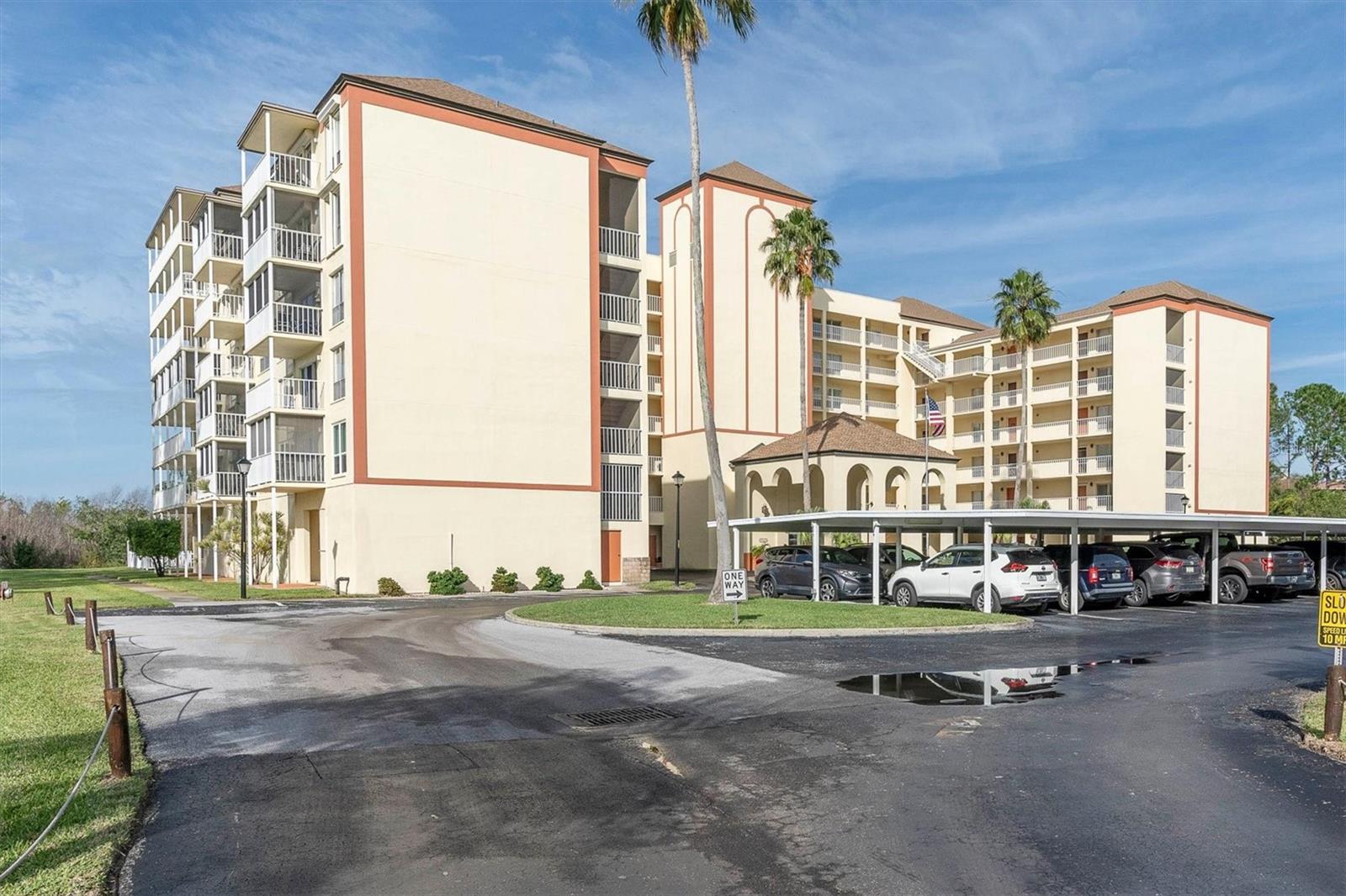 9000 COMMODORE DR #401, SEMINOLE, FL, 33776