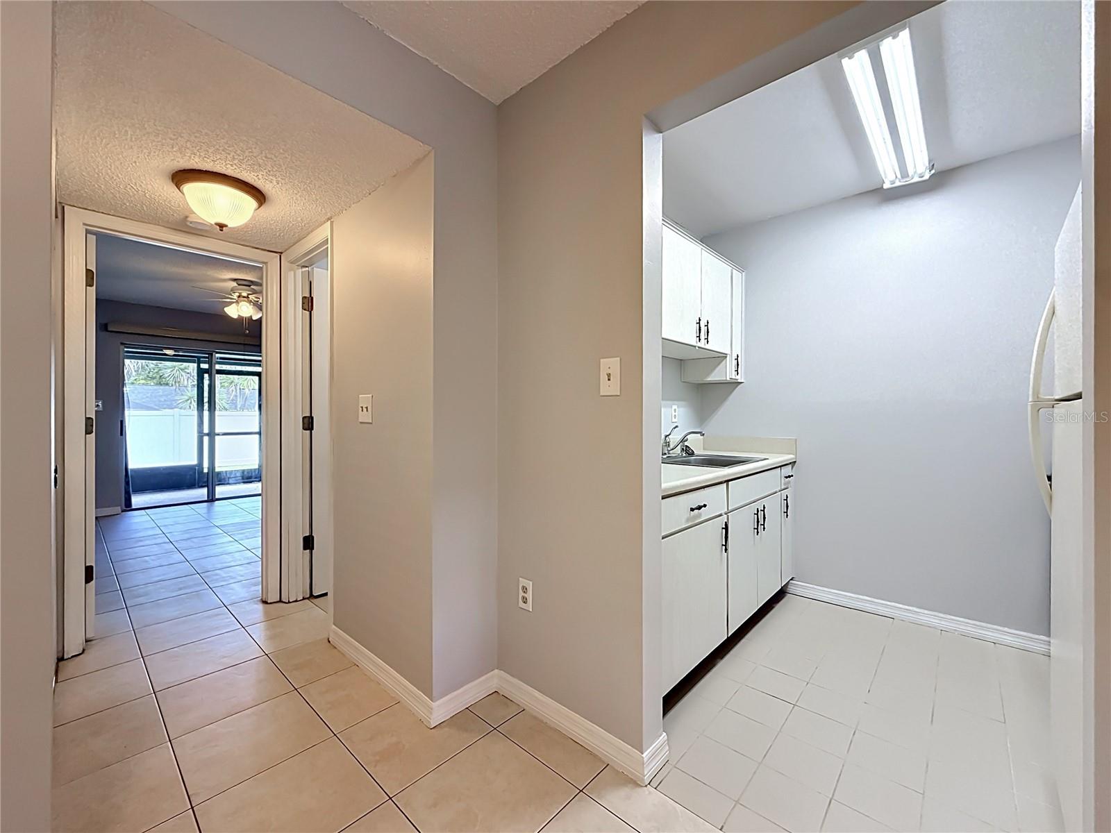 2474 ENTERPRISE RD #3, CLEARWATER, FL, 33763