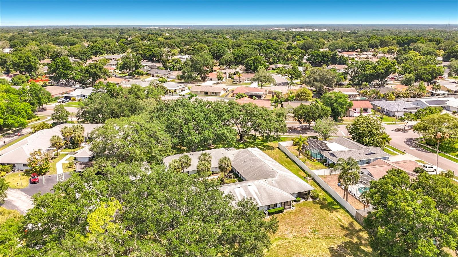 2733 COUNTRYSIDE BLVD #105, CLEARWATER, FL, 33761