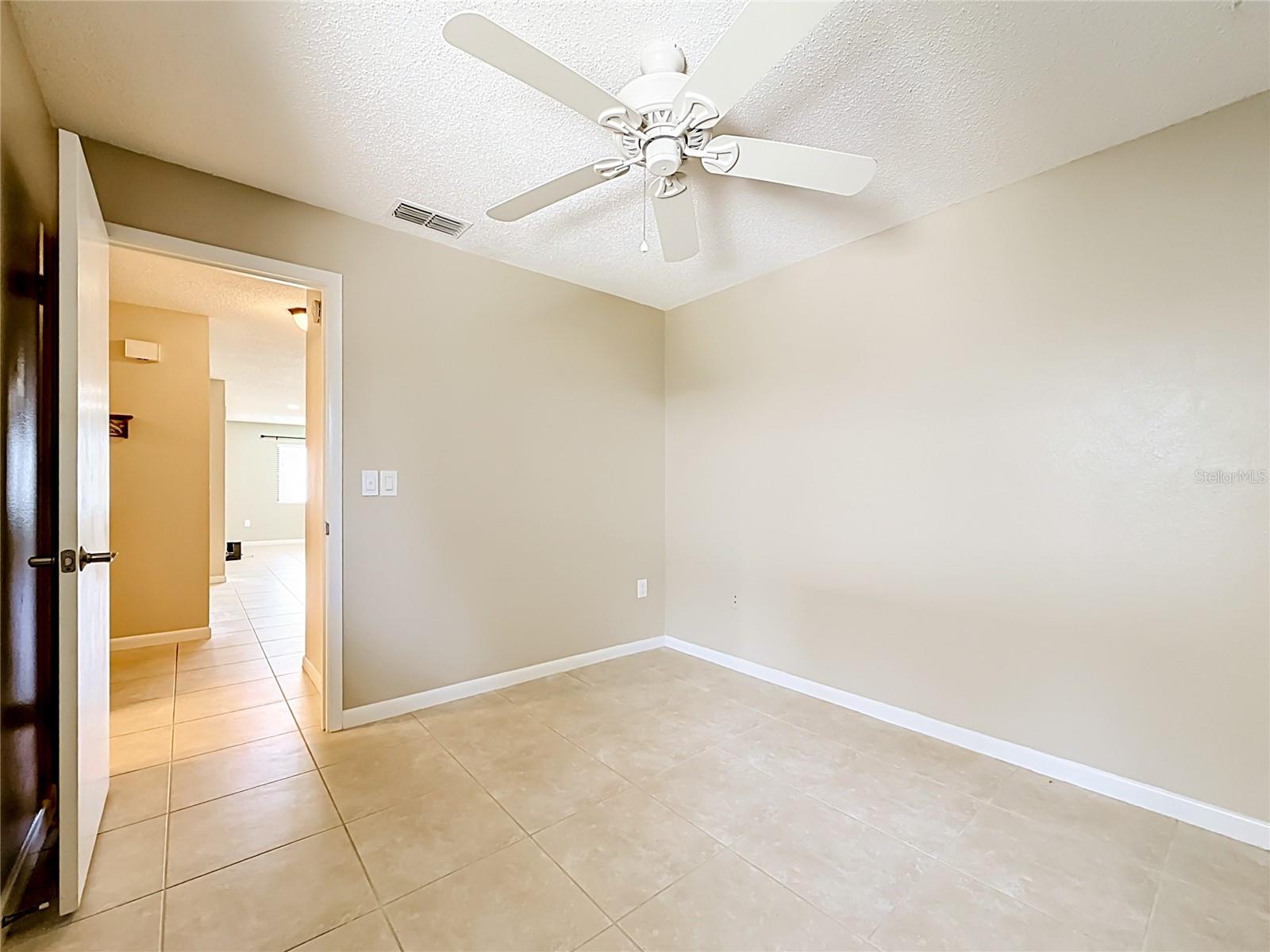 2733 COUNTRYSIDE BLVD #105, CLEARWATER, FL, 33761
