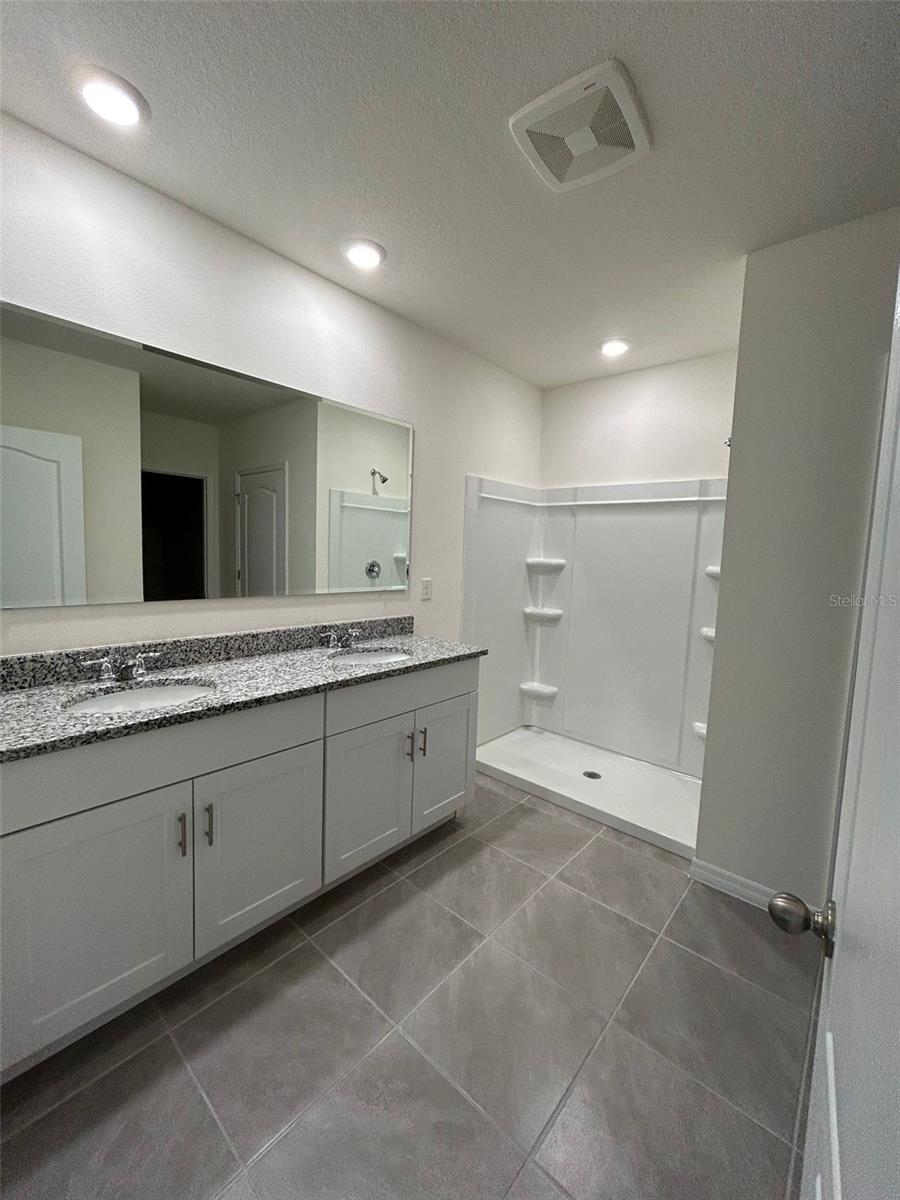 KISSIMMEE, FL, 34744