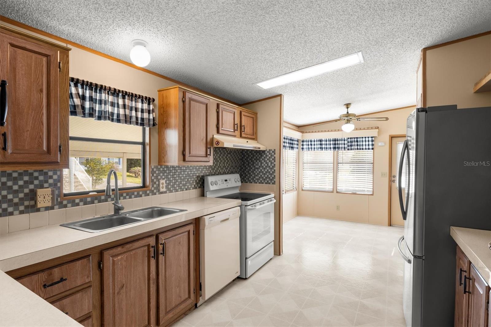 347 EDGEWOOD BLVD, LAKE WALES, FL, 33898