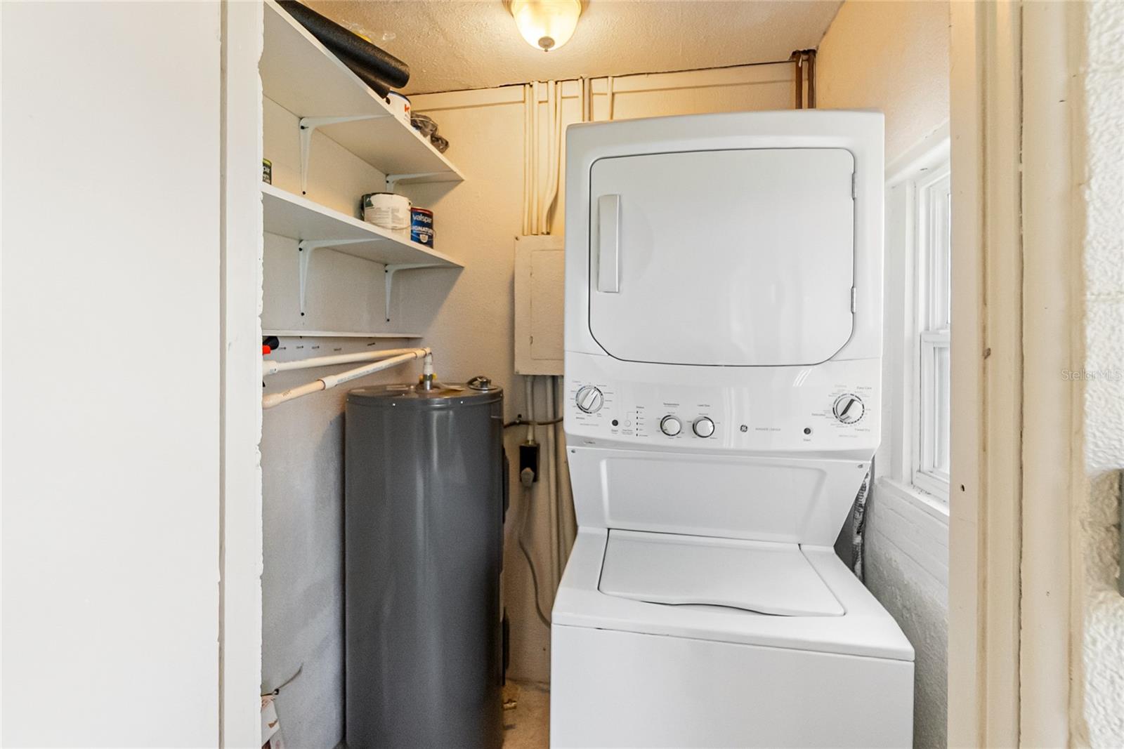 676 PARK CIR, BRADENTON, FL, 34207