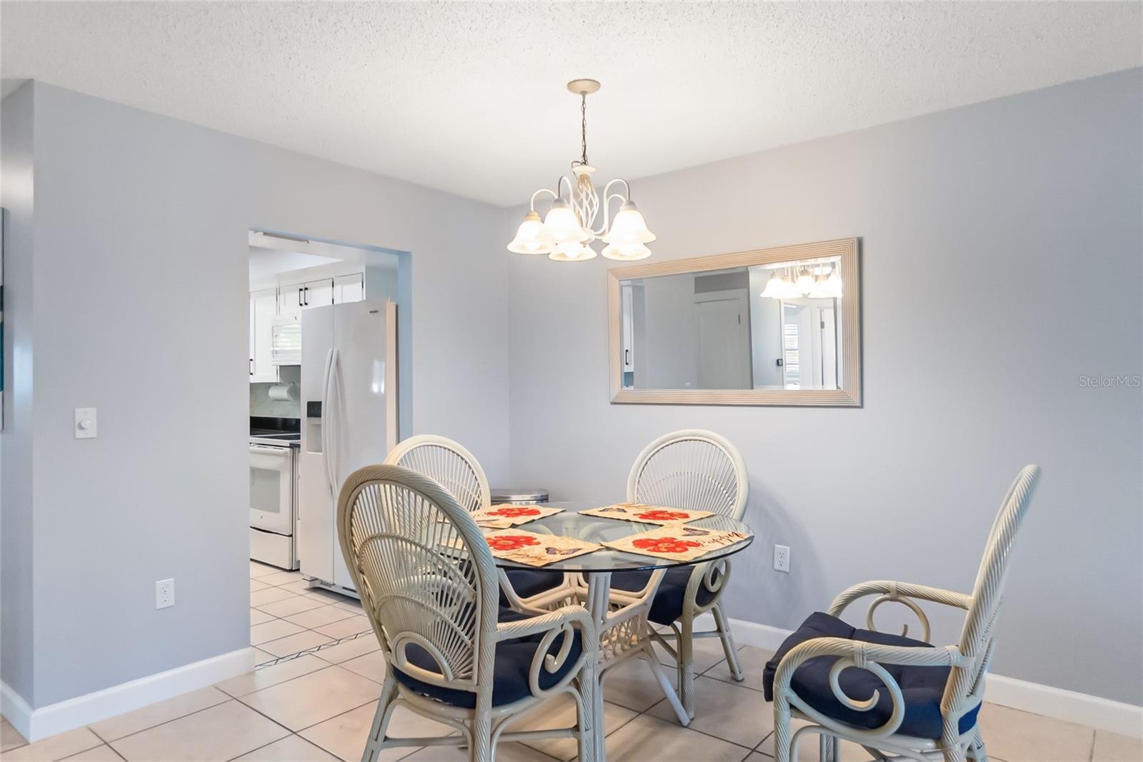 676 PARK CIR, BRADENTON, FL, 34207