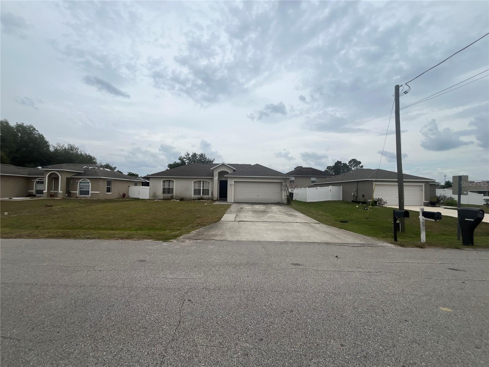 4 INCONNU DR, KISSIMMEE, FL, 34759