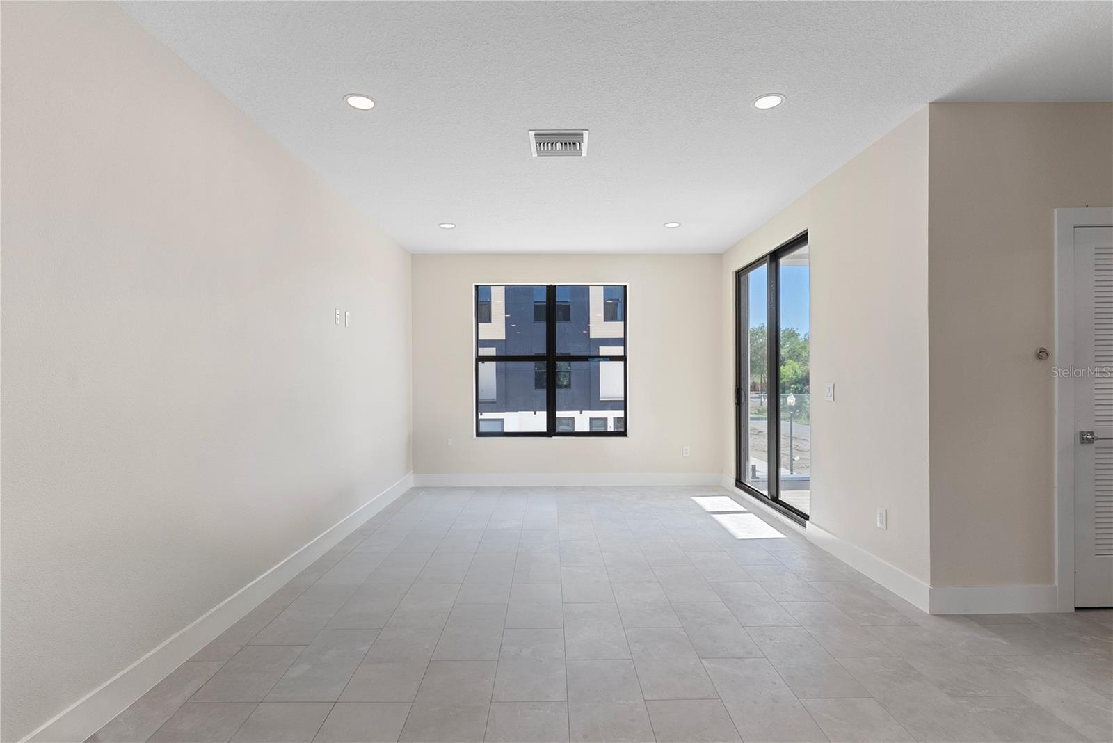 4352 FONTANAROSA VILLAGE CT, TAMPA, FL, 33614