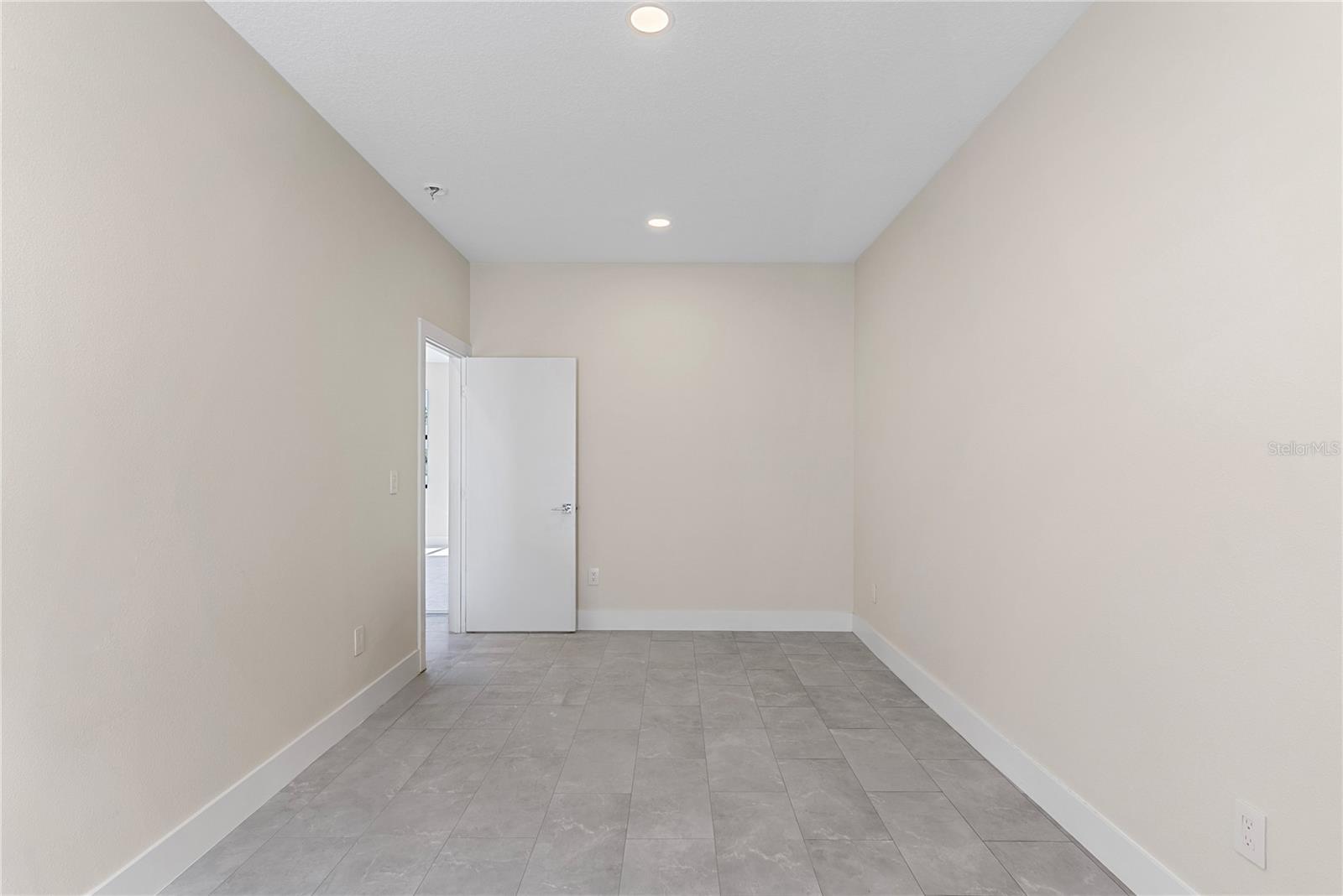 4352 FONTANAROSA VILLAGE CT, TAMPA, FL, 33614