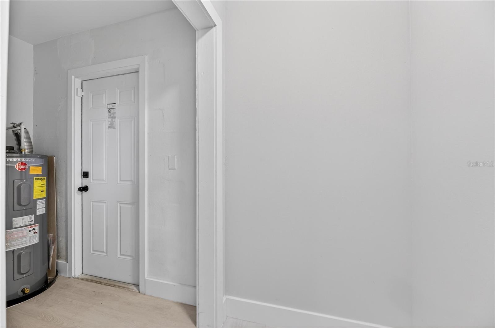 204 7TH AVE NW, RUSKIN, FL, 33570