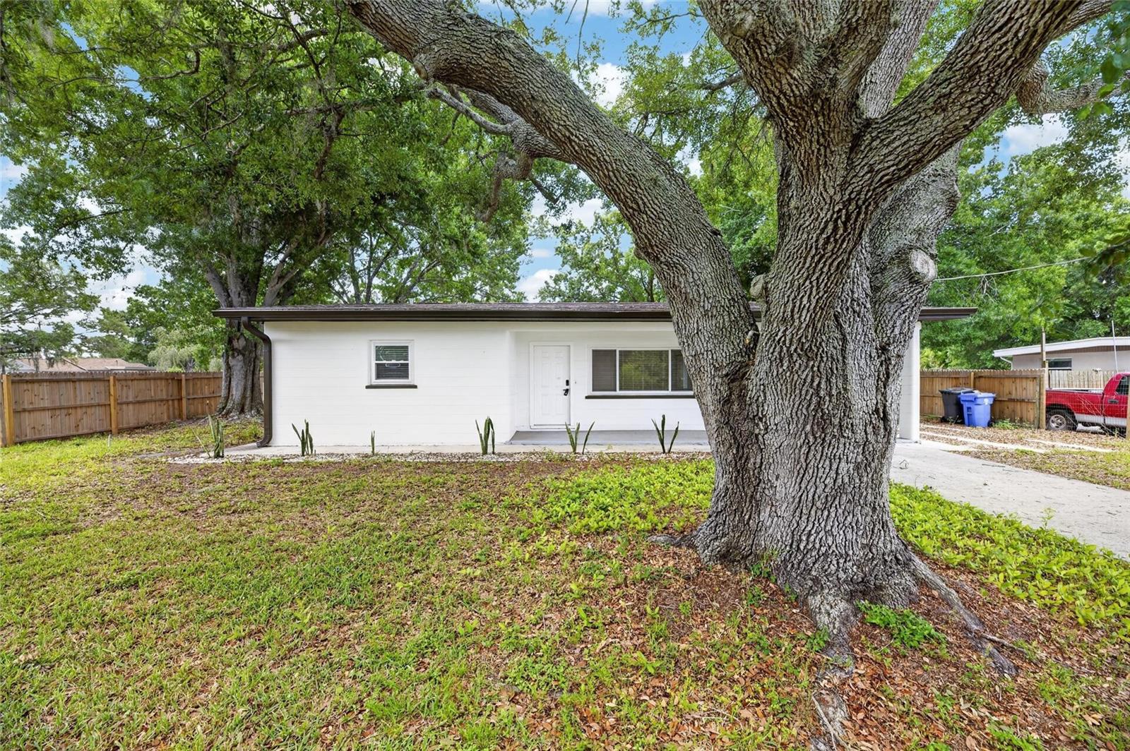 204 7TH AVE NW, RUSKIN, FL, 33570
