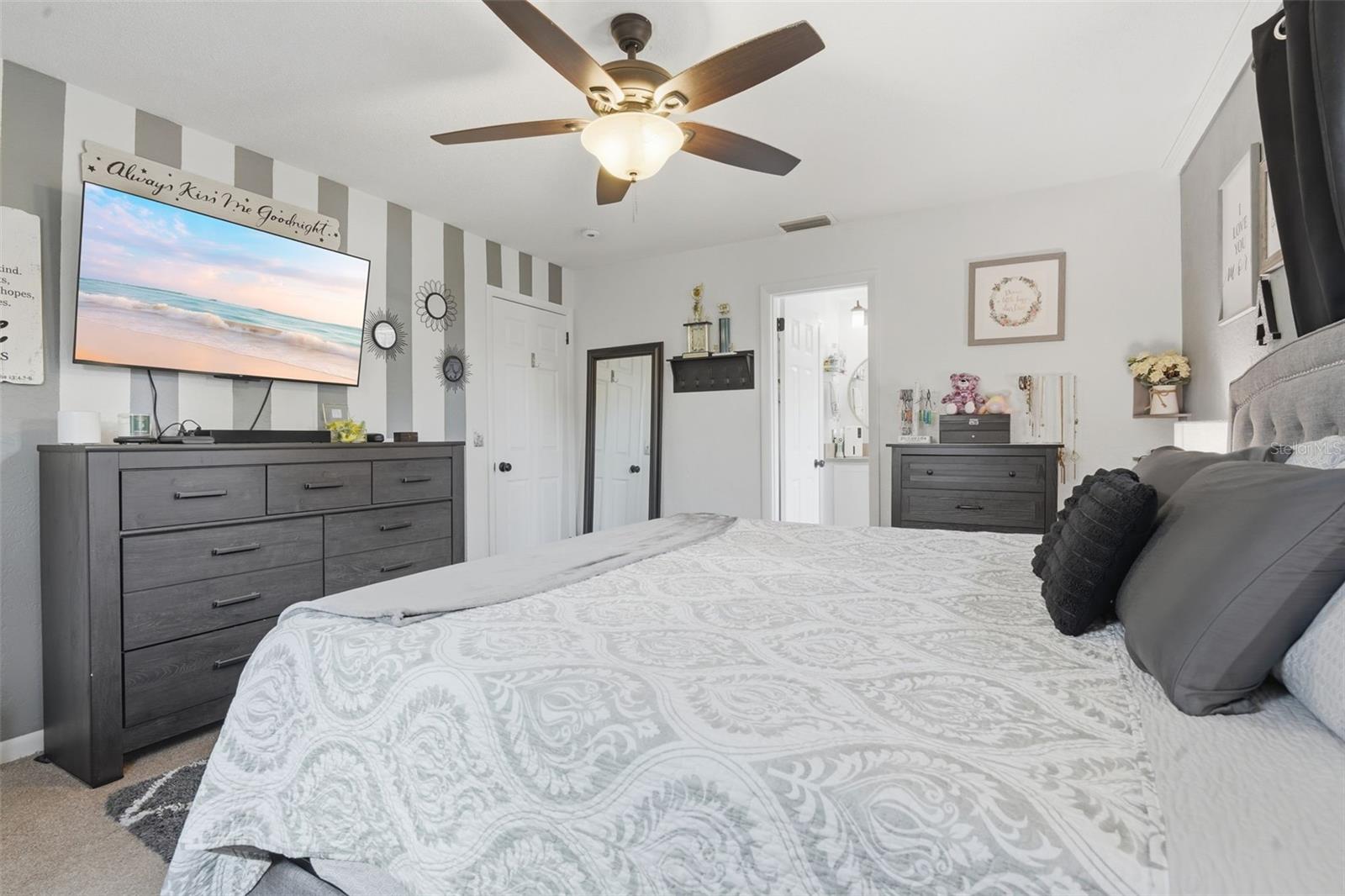 729 FRUITLAND DR, DELTONA, FL, 32725