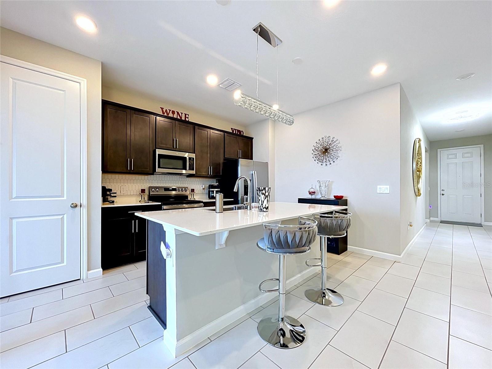 858 BALLANTYNE DR, LAKE WALES, FL, 33898