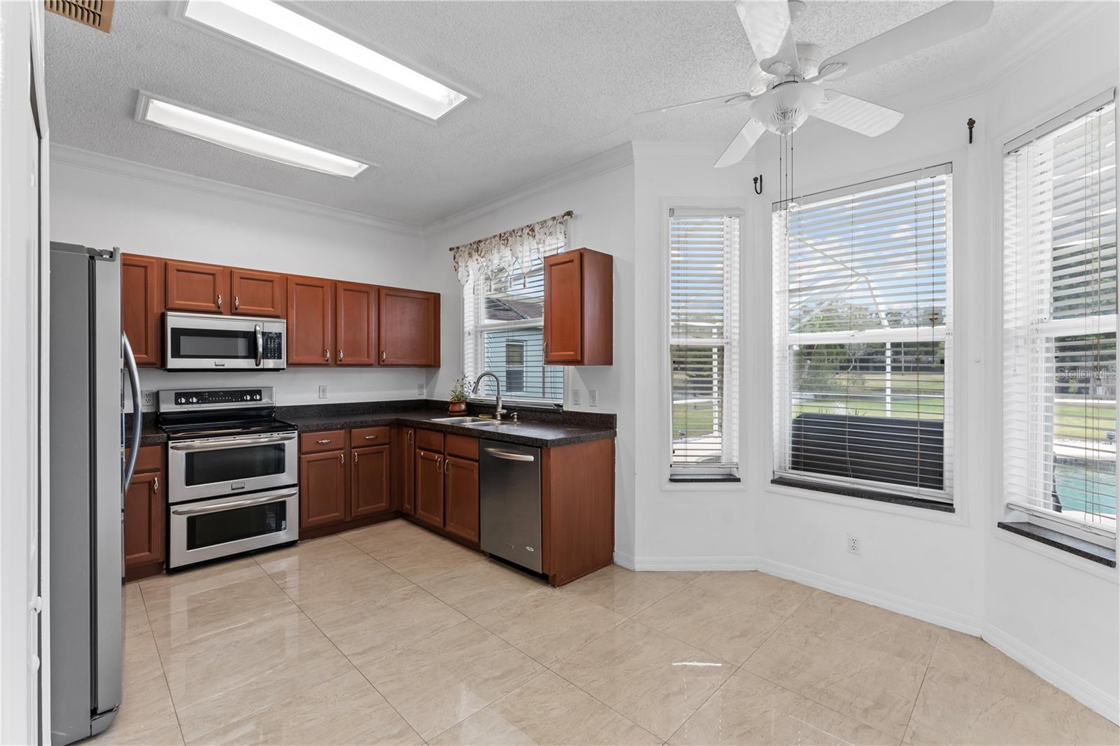 617 LAKESCAPE CT, ORLANDO, FL, 32828