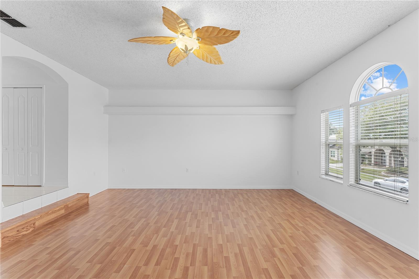 617 LAKESCAPE CT, ORLANDO, FL, 32828