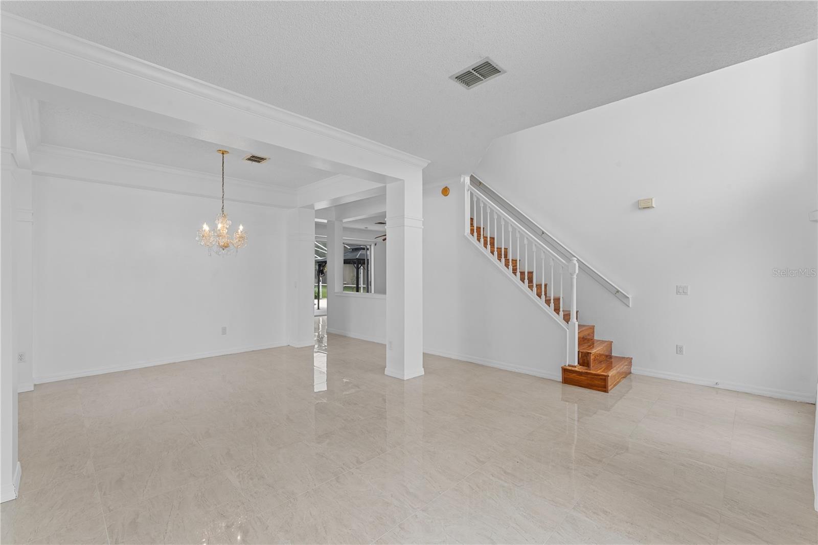 617 LAKESCAPE CT, ORLANDO, FL, 32828