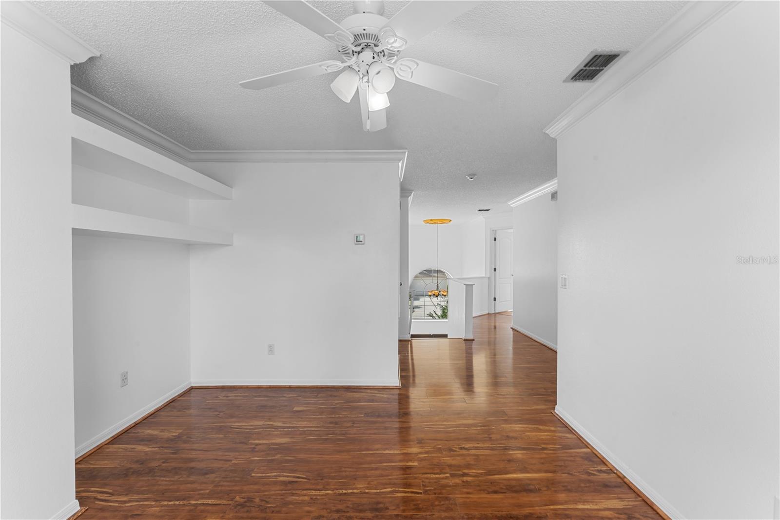 617 LAKESCAPE CT, ORLANDO, FL, 32828