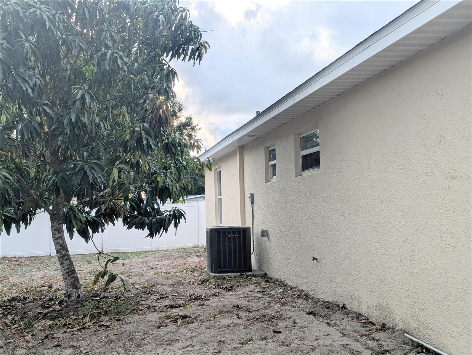 1808 36TH AVE E, BRADENTON, FL, 34208