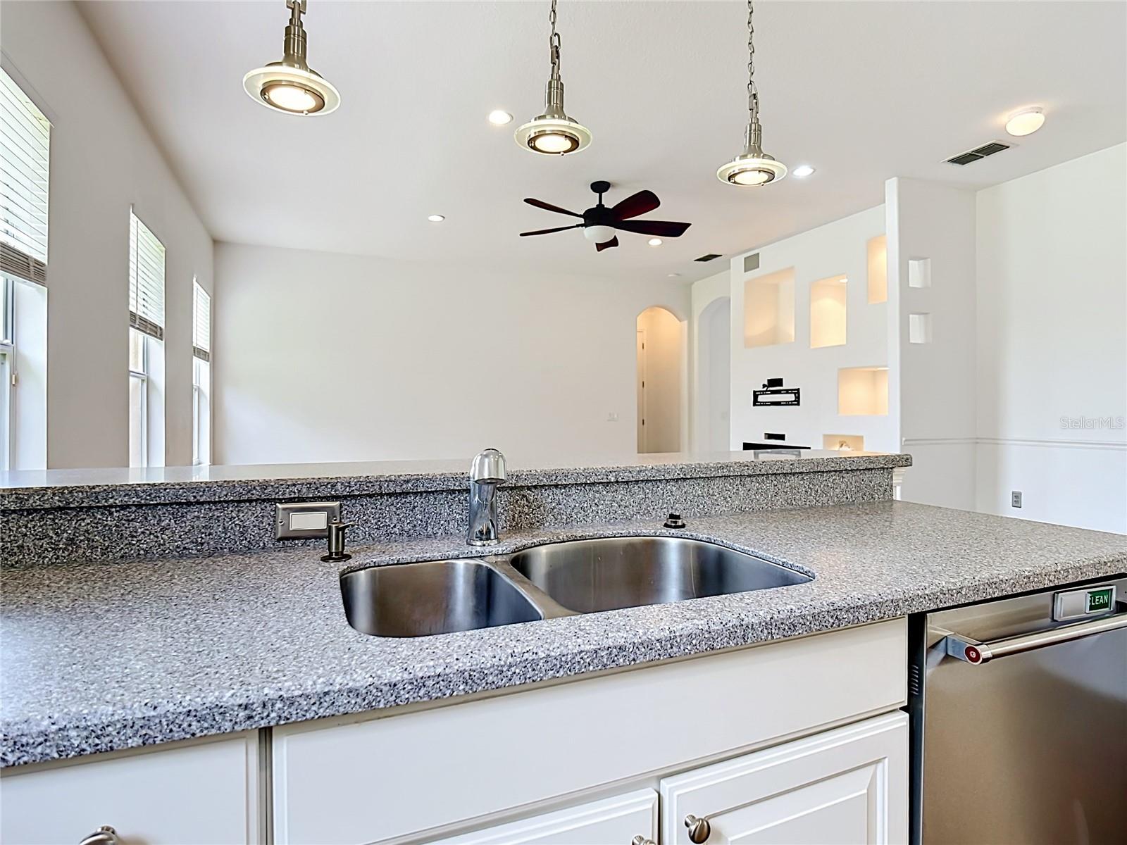 294 ADDISON DR, POINCIANA, FL, 34759