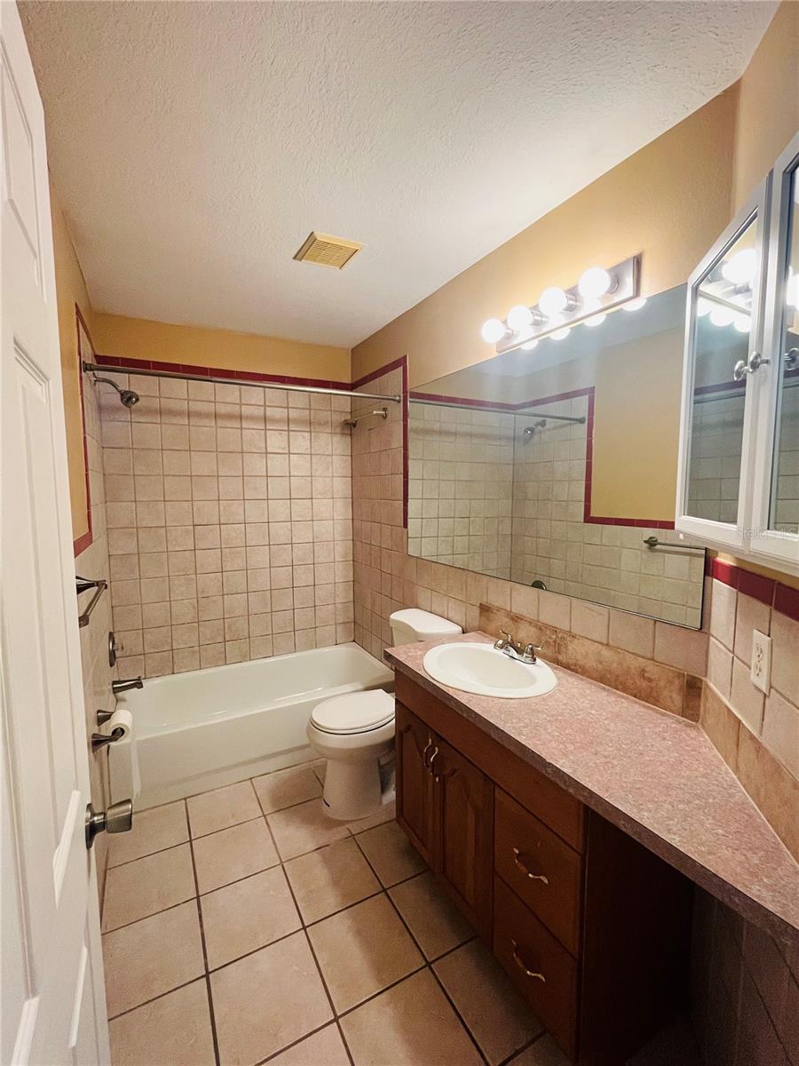 520 E AMELIA ST, ORLANDO, FL, 32803