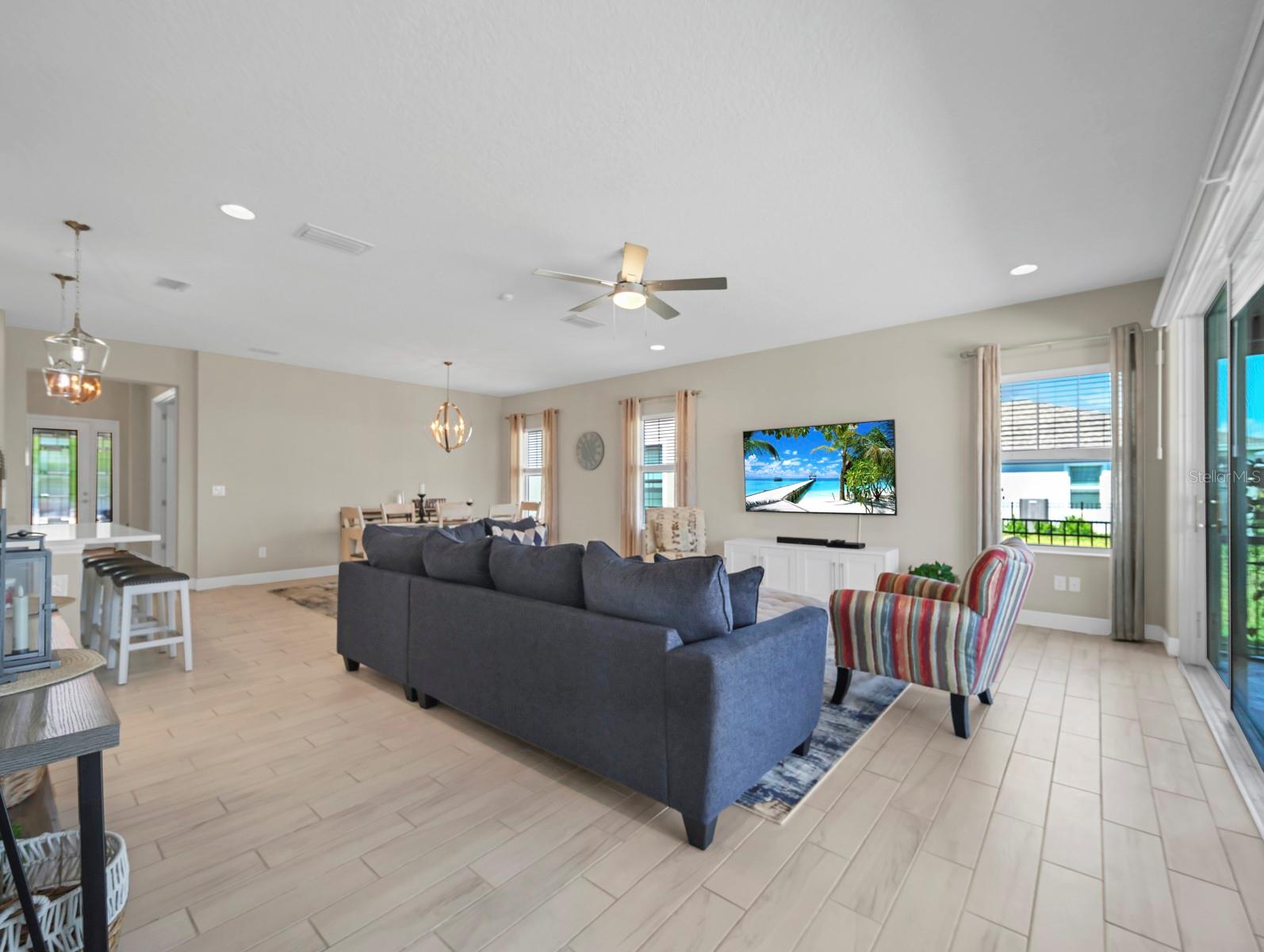 6364 ROADSTEAD CT, APOLLO BEACH, FL, 33572